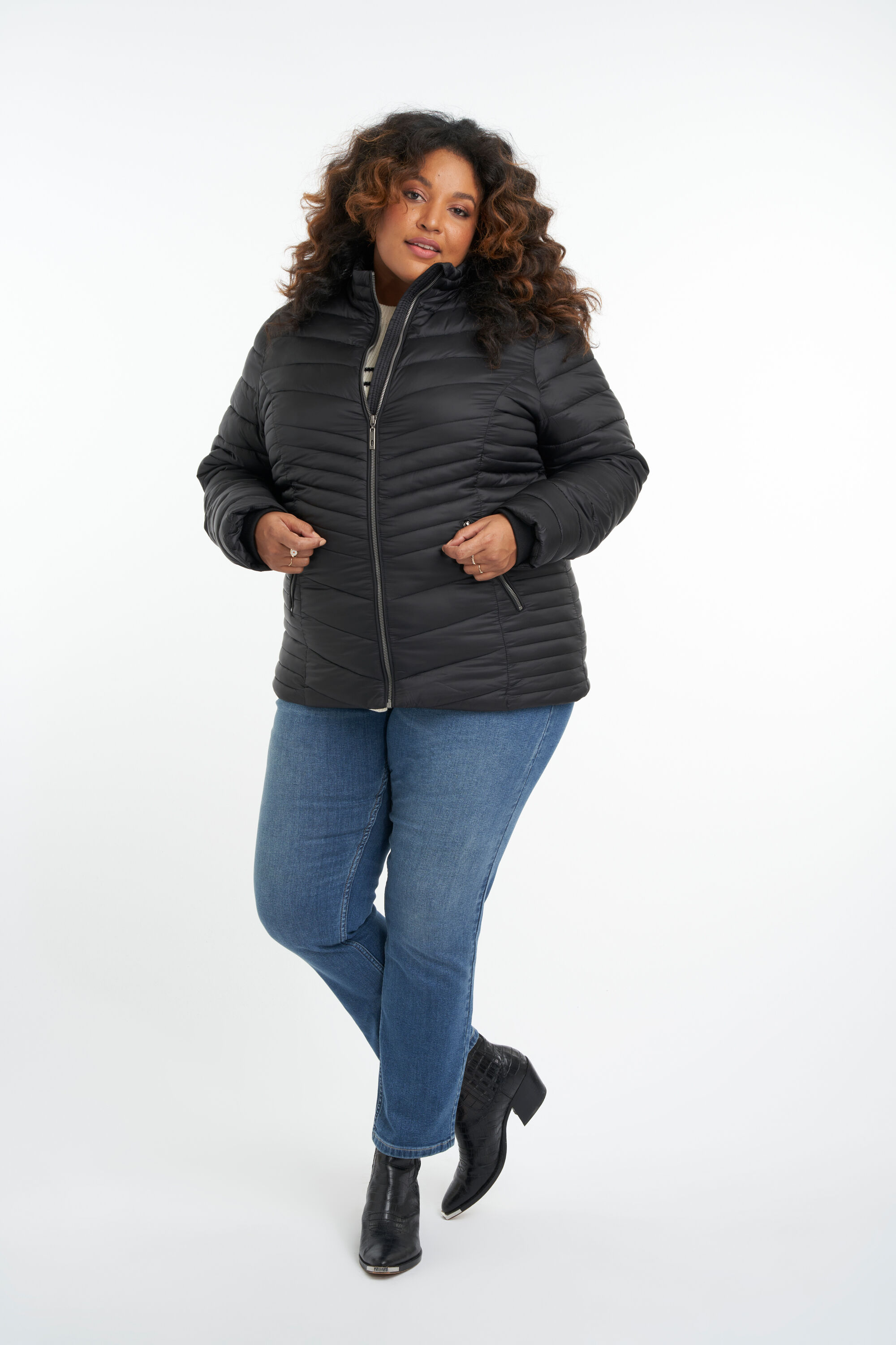 Lichtgewicht tussenjas  image number 5