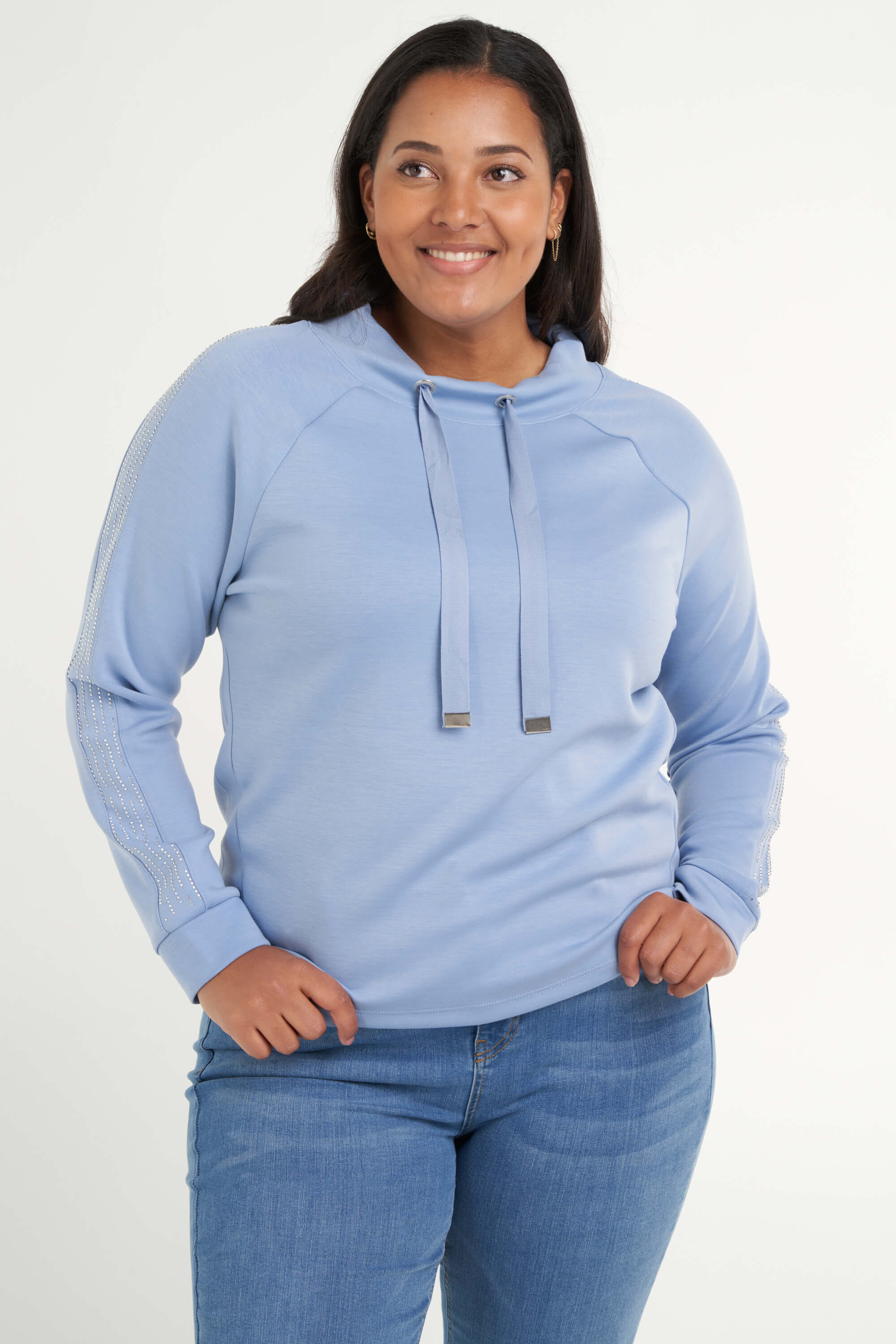 Pull avec strass  image number 0