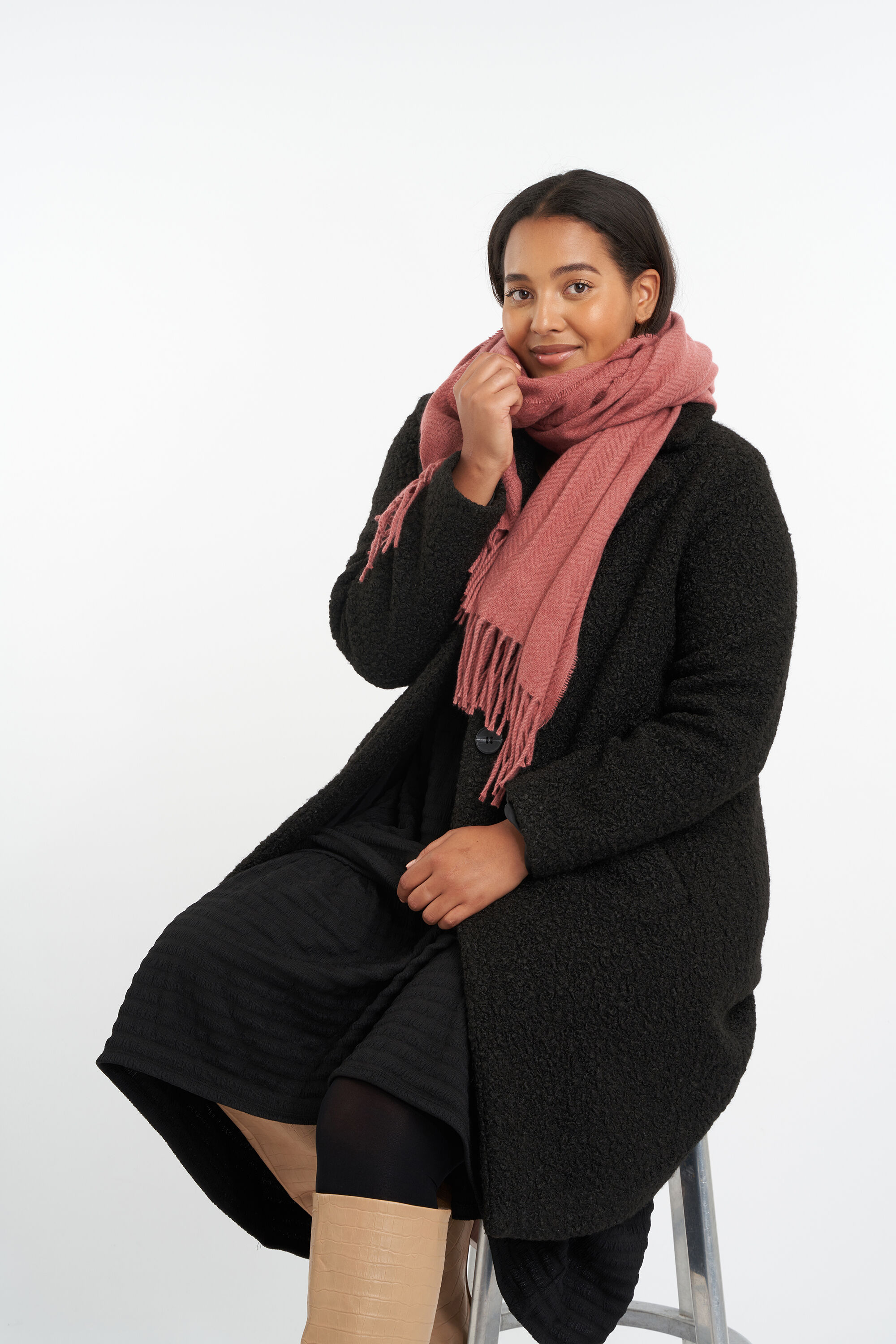 Sjaal met visgraatstructuur image number 2