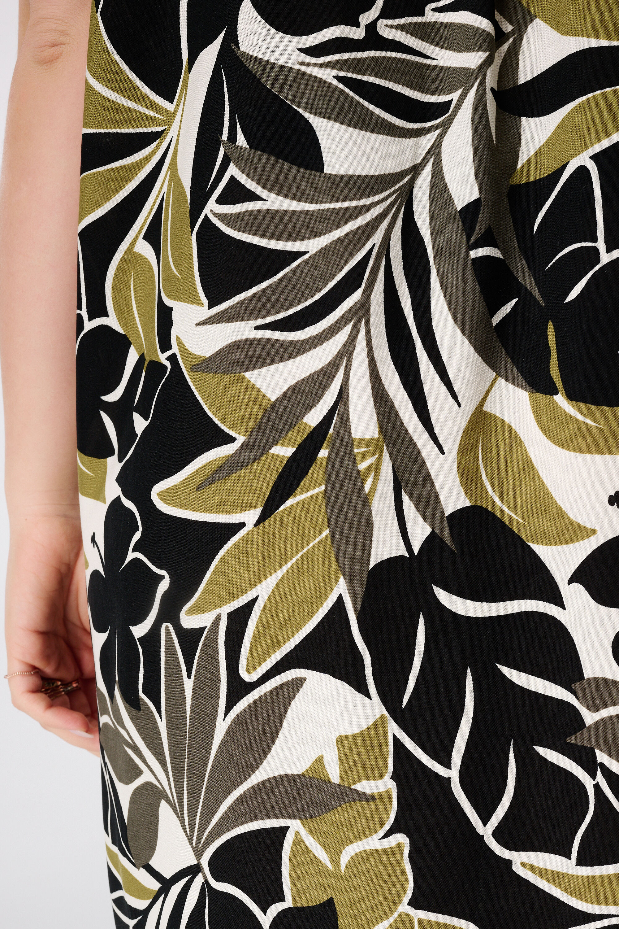 Jurk met v-hals image number 6