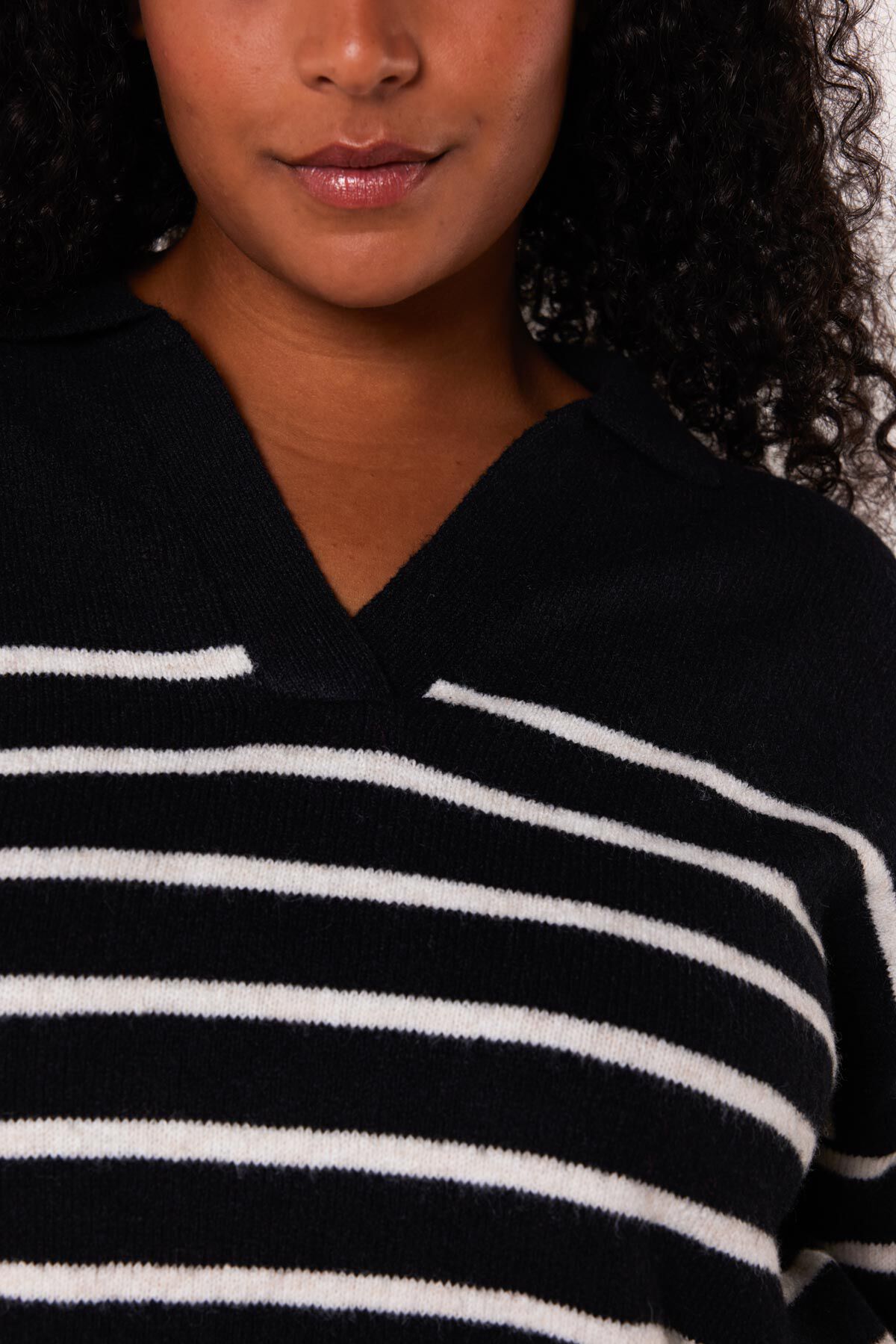 Pull en maille fine avec col polo image number 4