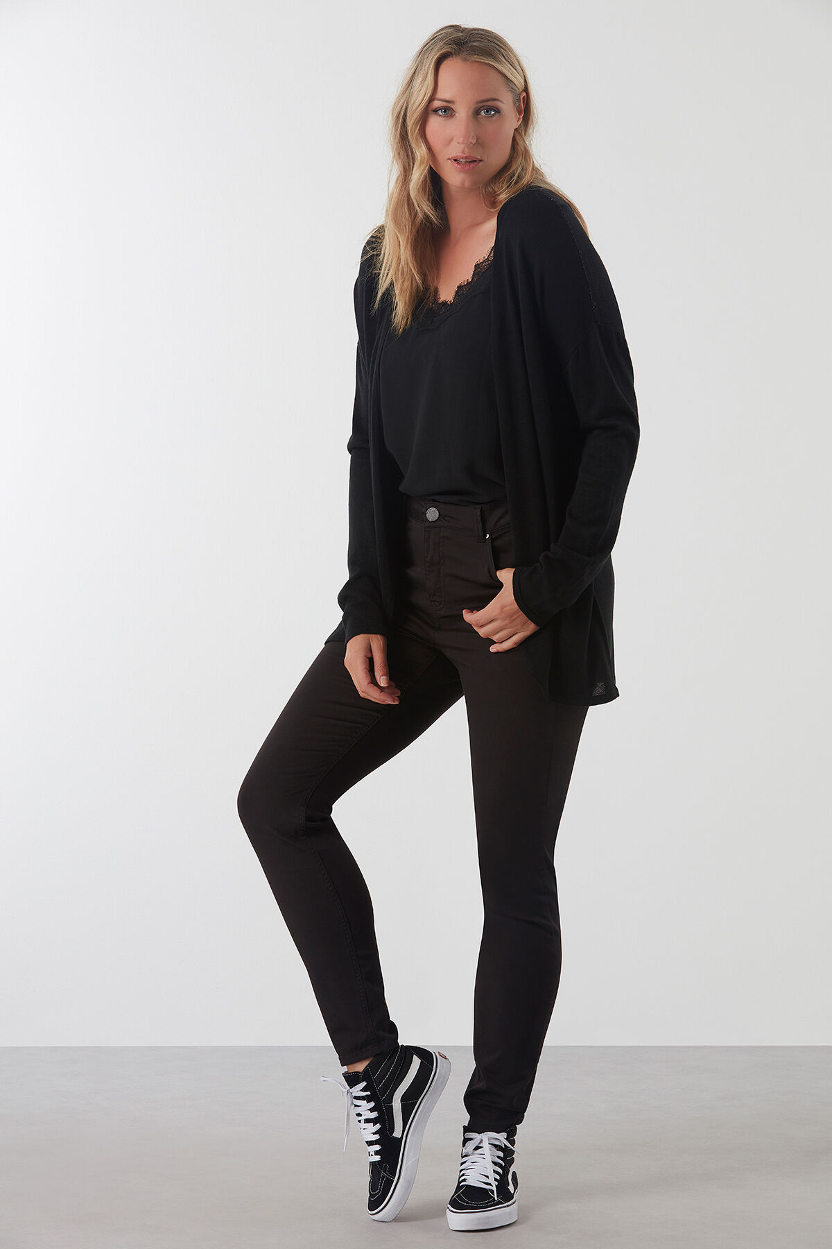 Openvallend vest met tijgerprint image number 3