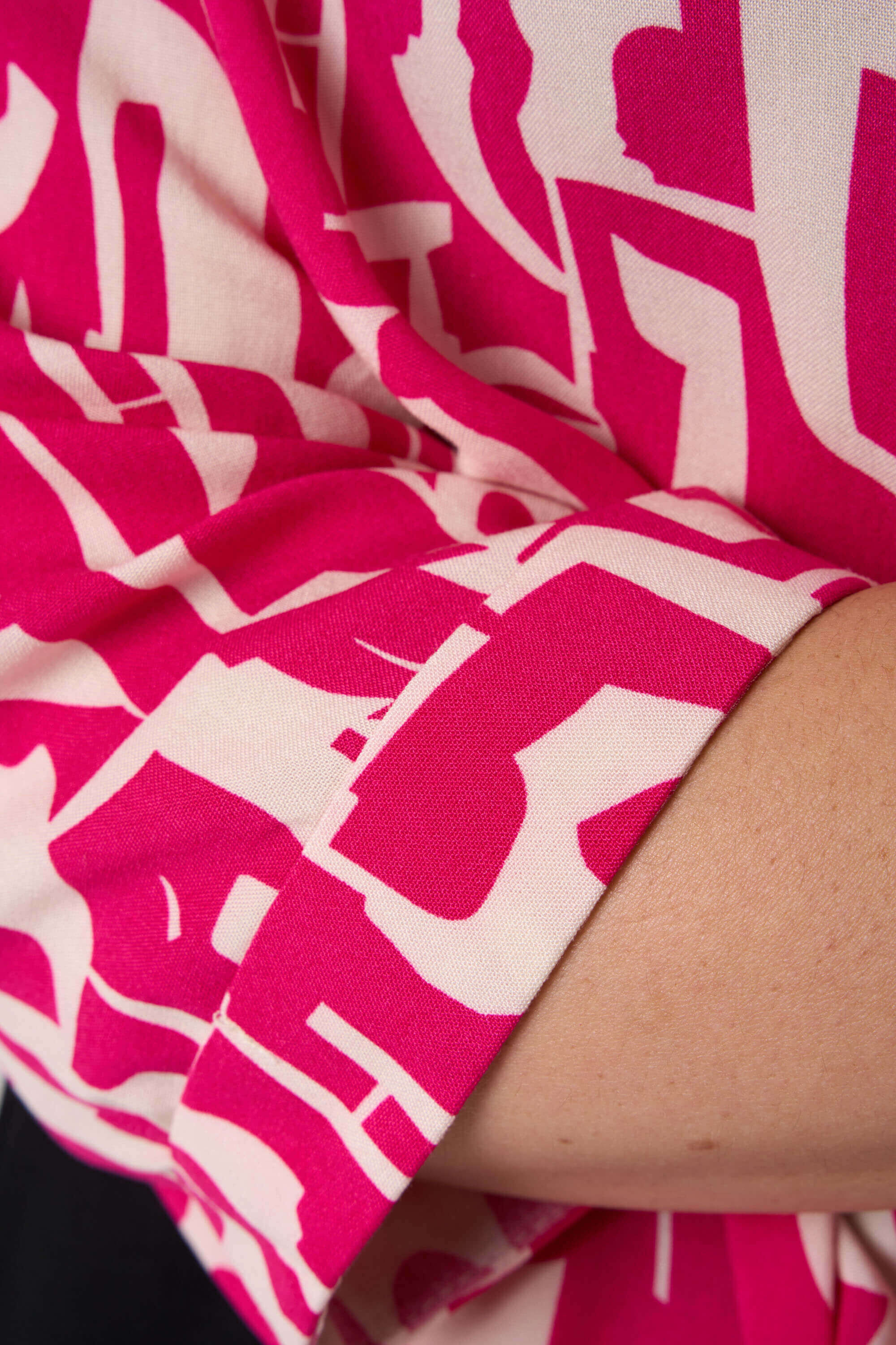 Blouse met grafische print image number 5