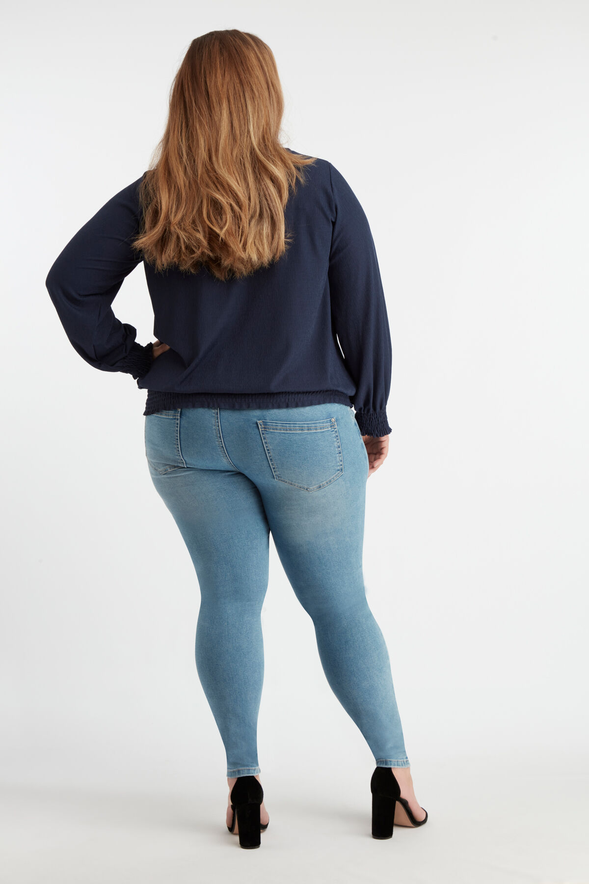 Haut col en V image number 4