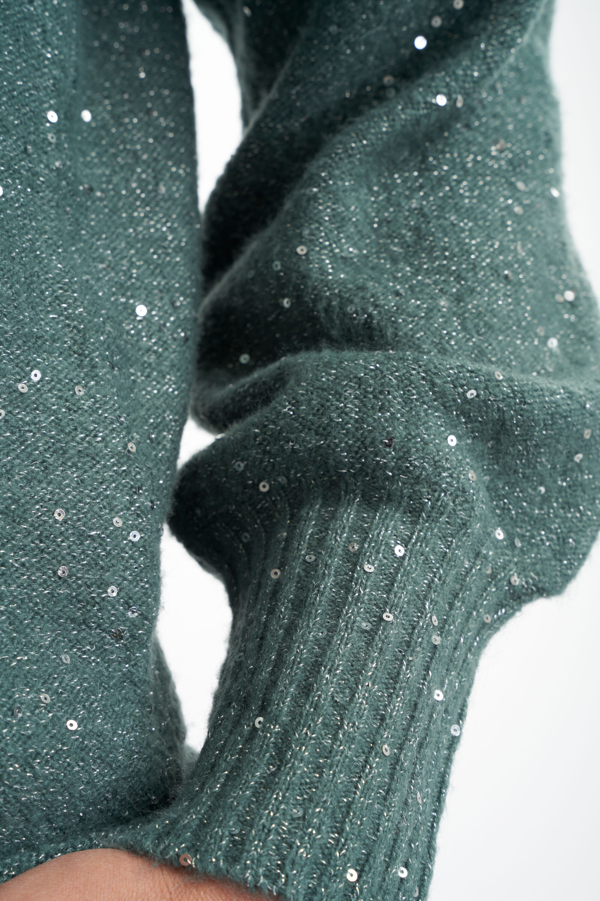 Trui met pailletten image number 5