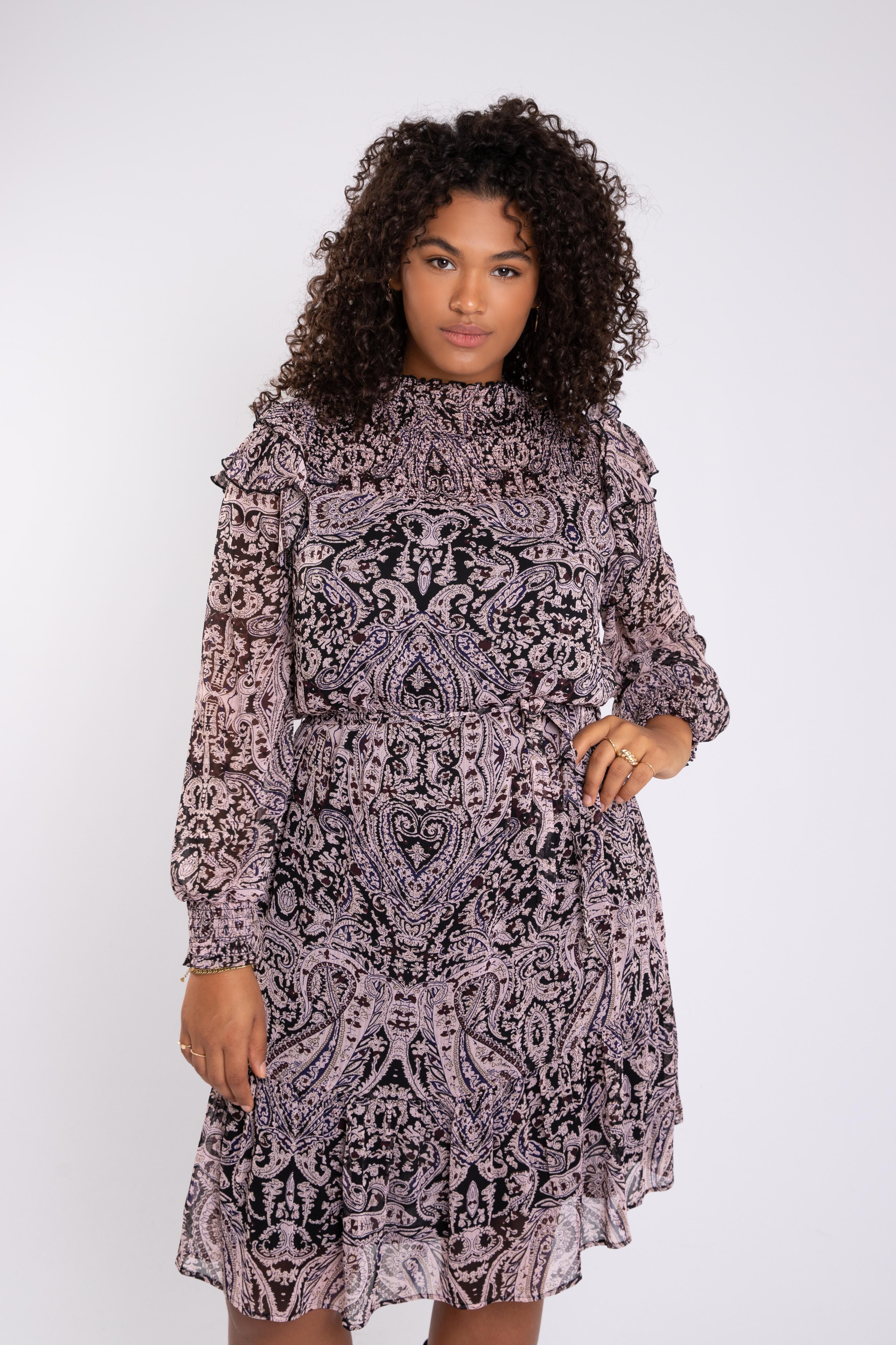 Jurk met smockdetails image number 5