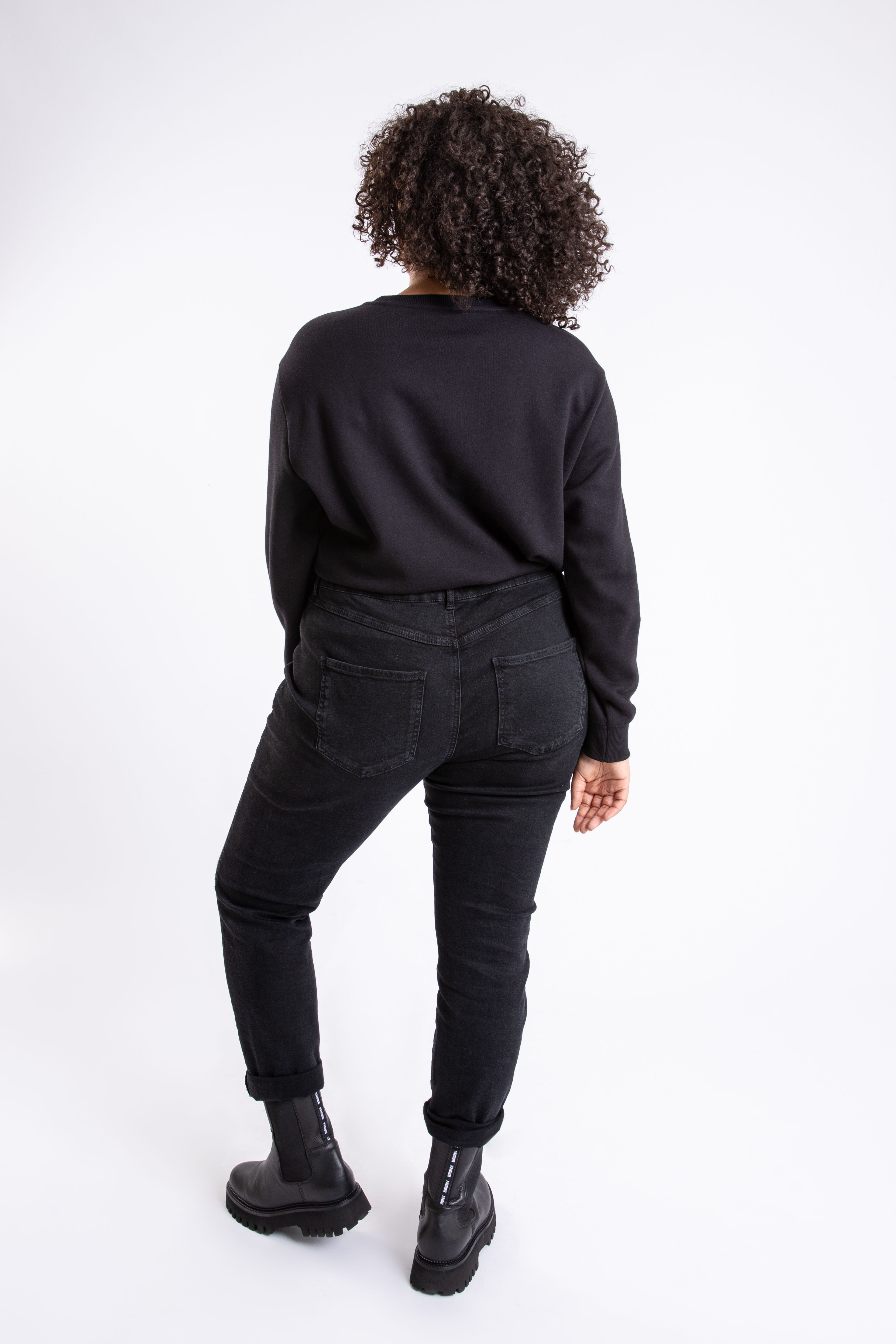 Jeans met destroyed detail image number 3