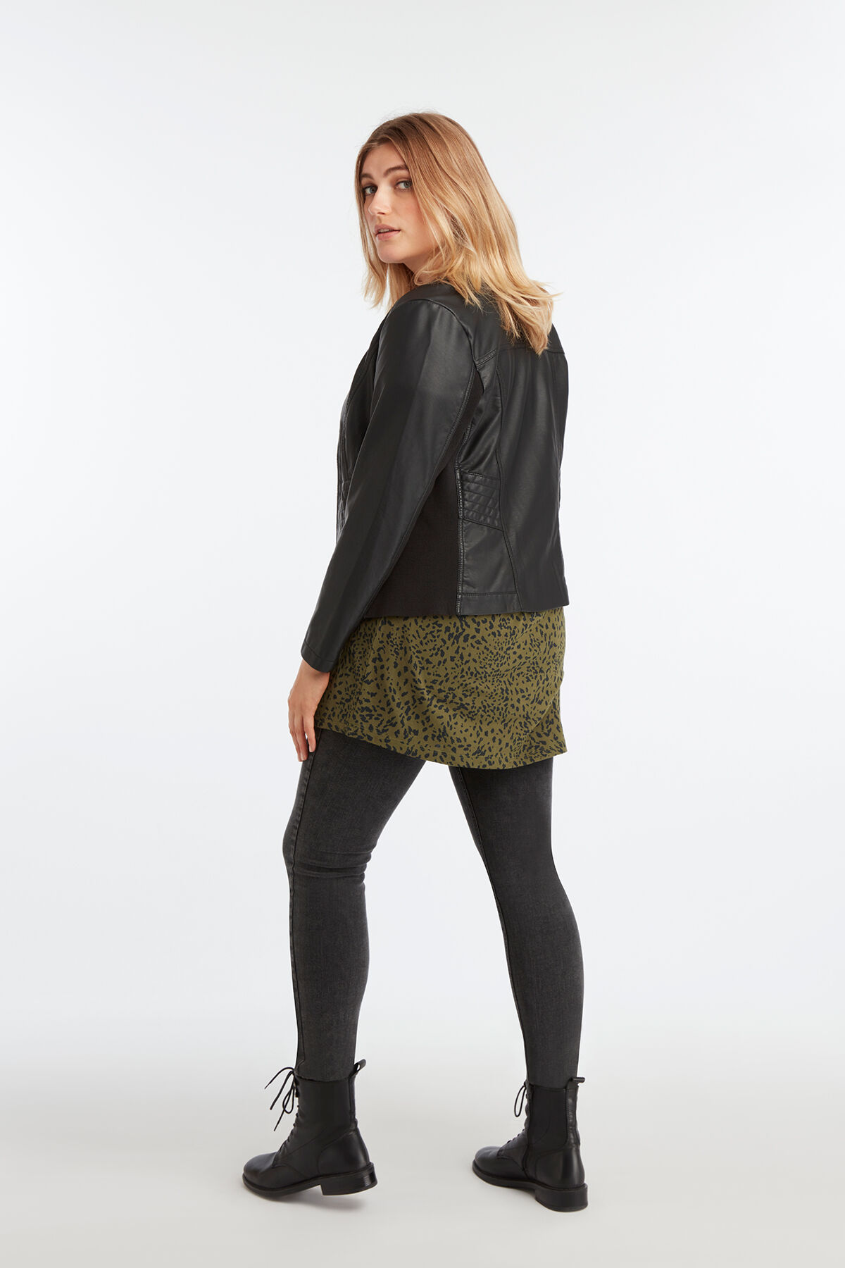 Veste en similicuir avec encolure ronde image number 3