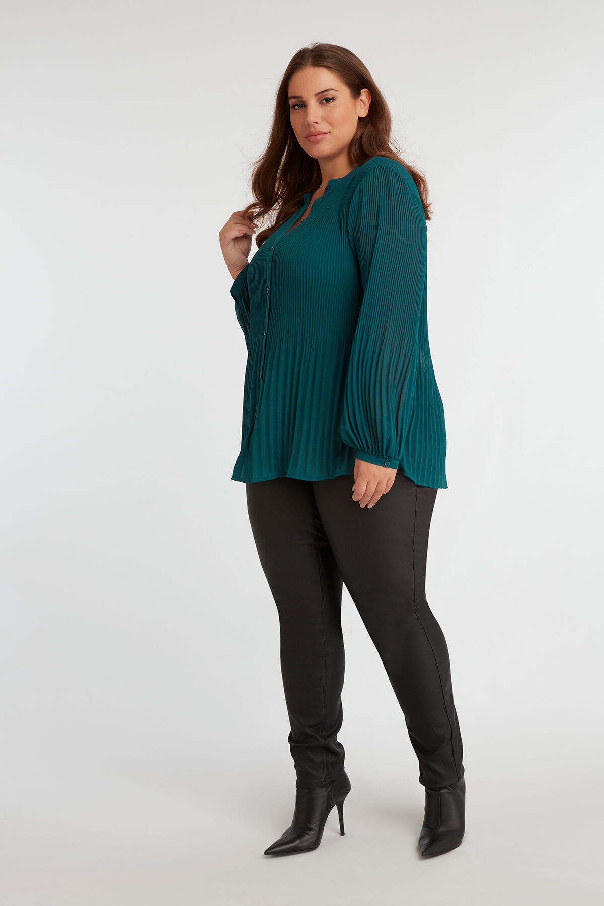 Pliss&eacute; blouse image number 3