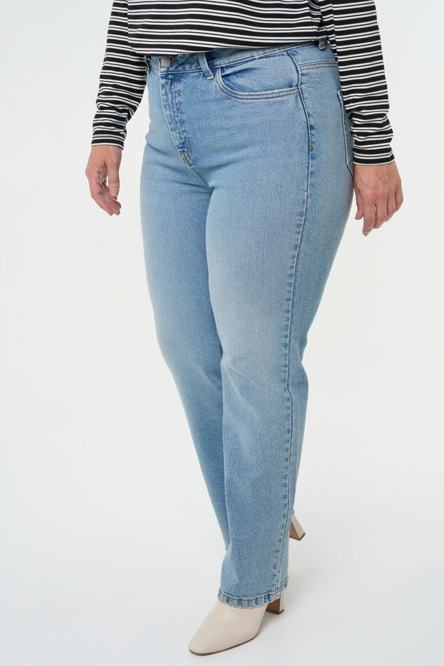 Loose straight jeans image number 5