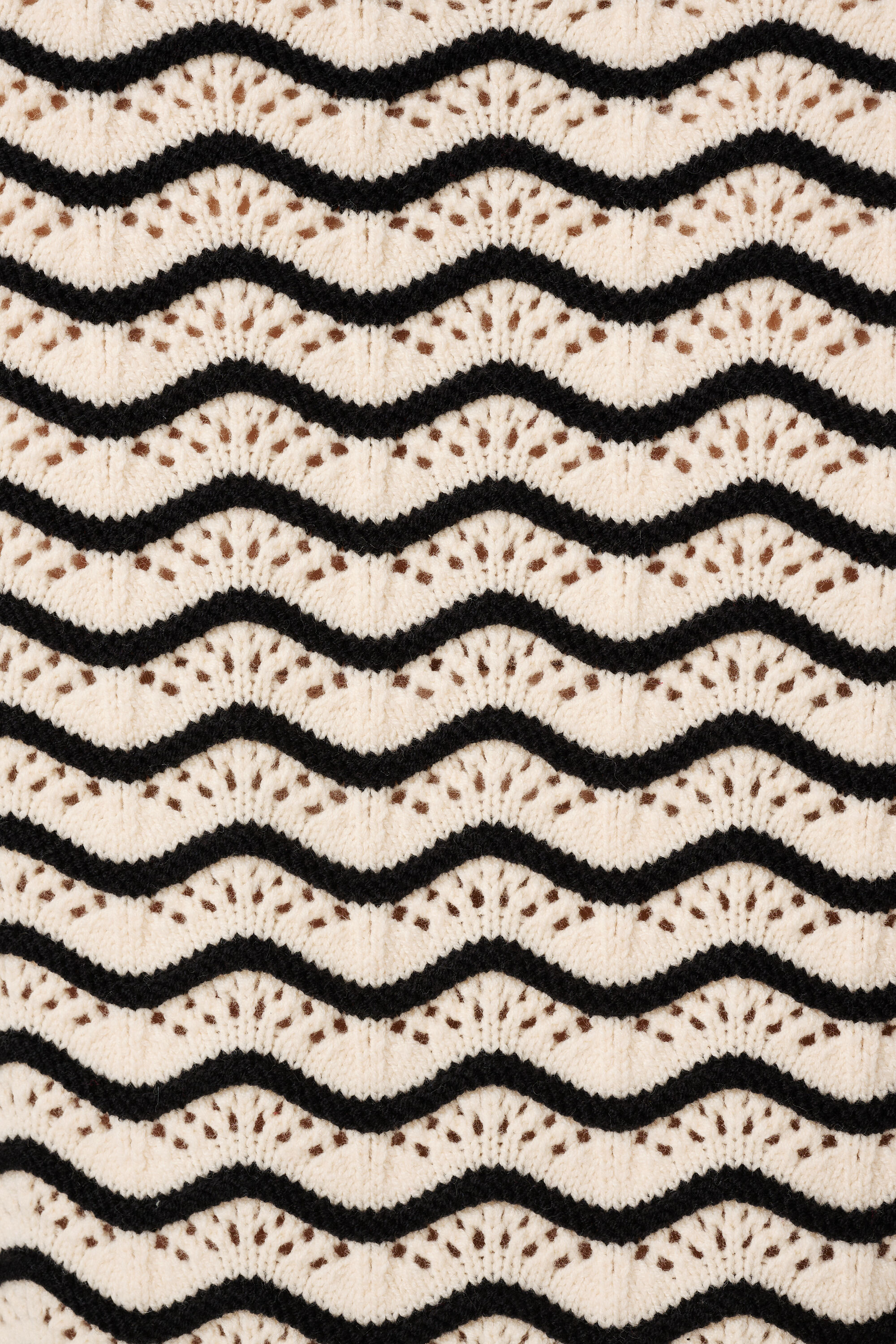 Pull ray&eacute; en maille image number 6