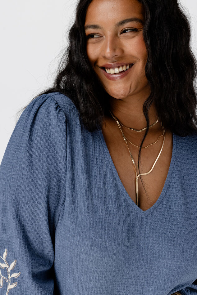 Haut avec broderie image number 5