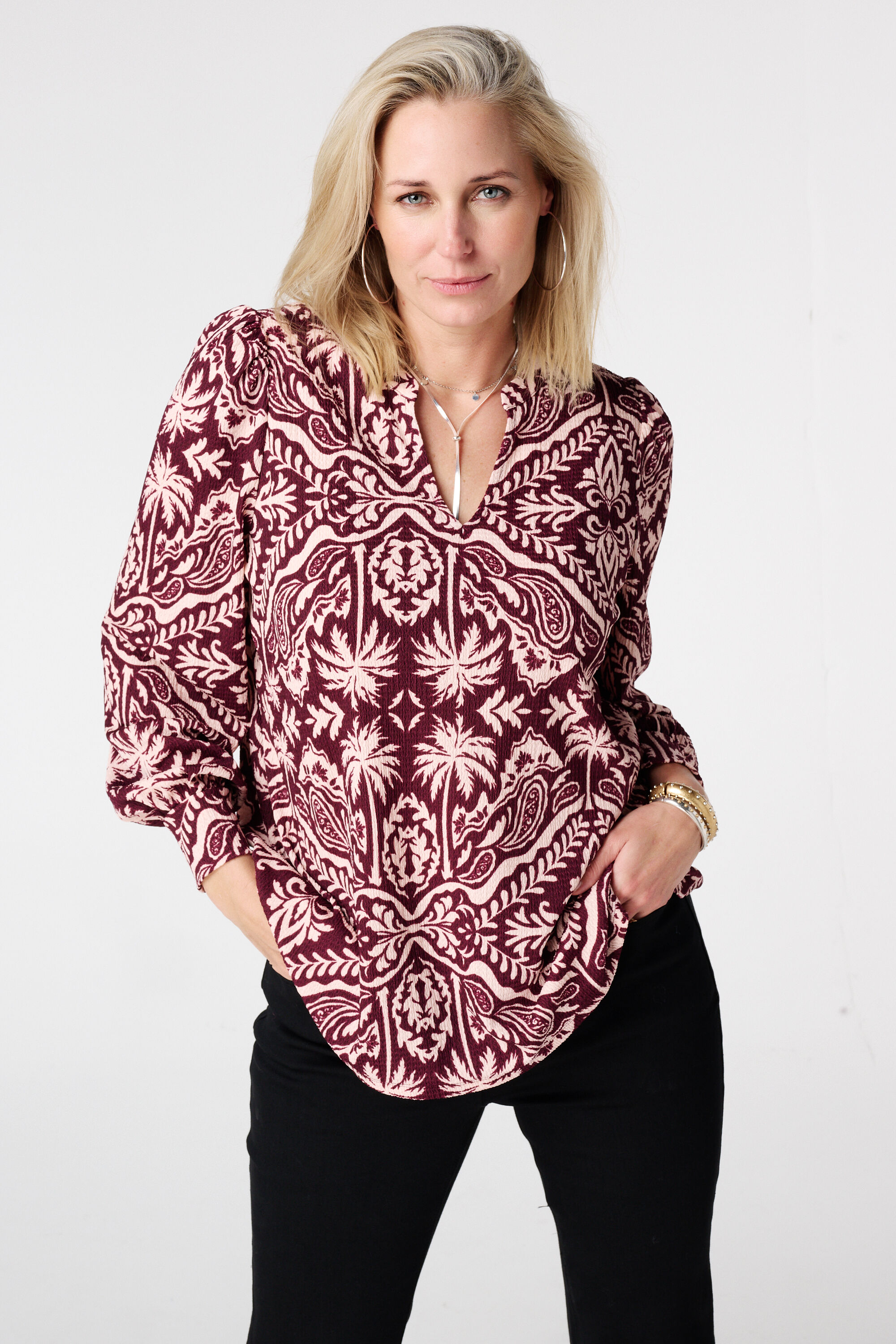 Top met sierlijke print 