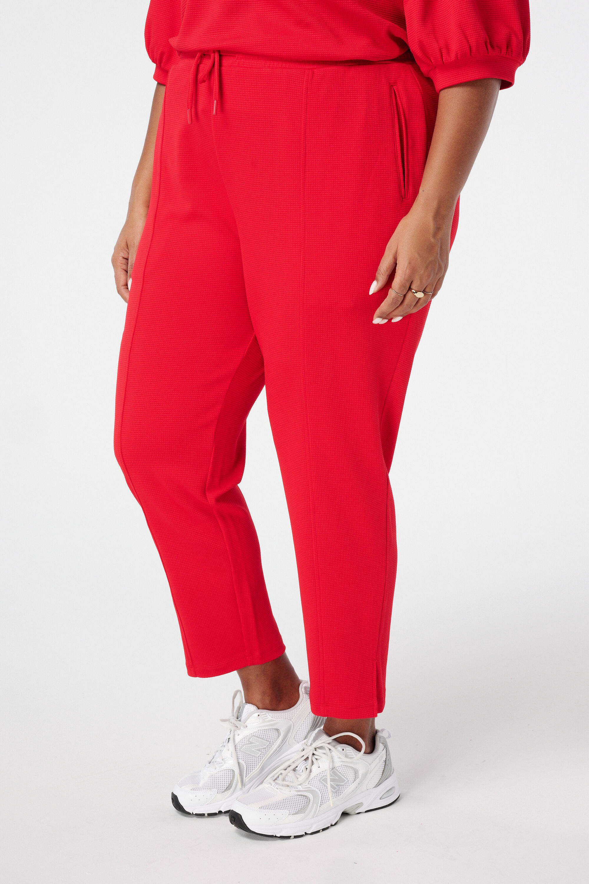 Pantalon avec taille &eacute;lastique image number 5