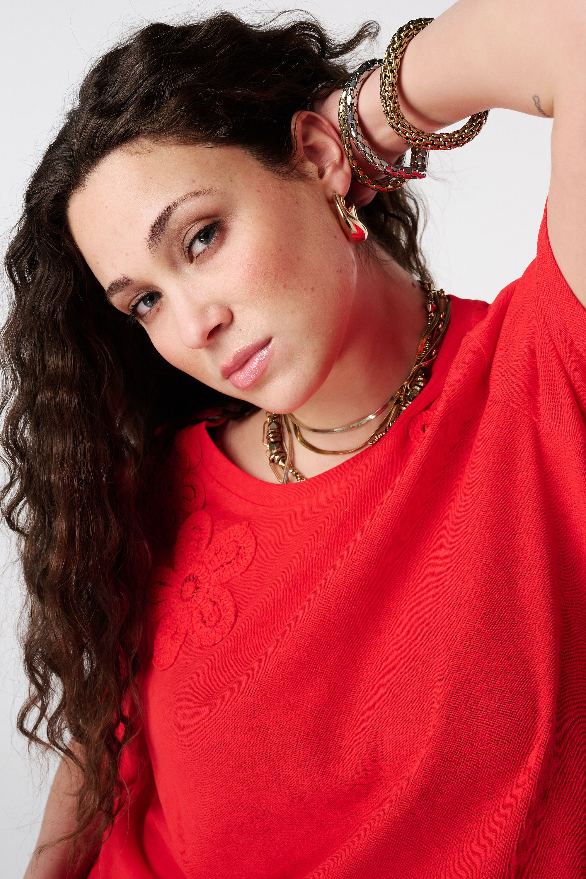 T-shirt met 3D bloemen image number 4