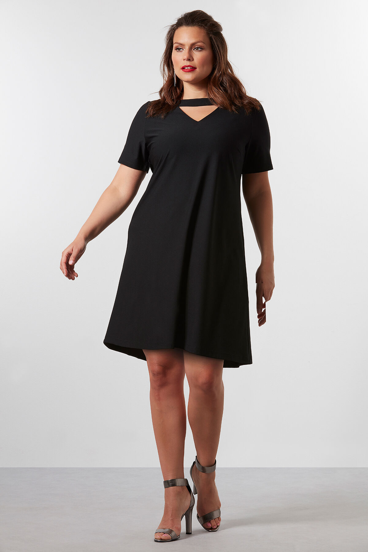 Robe col choker discount