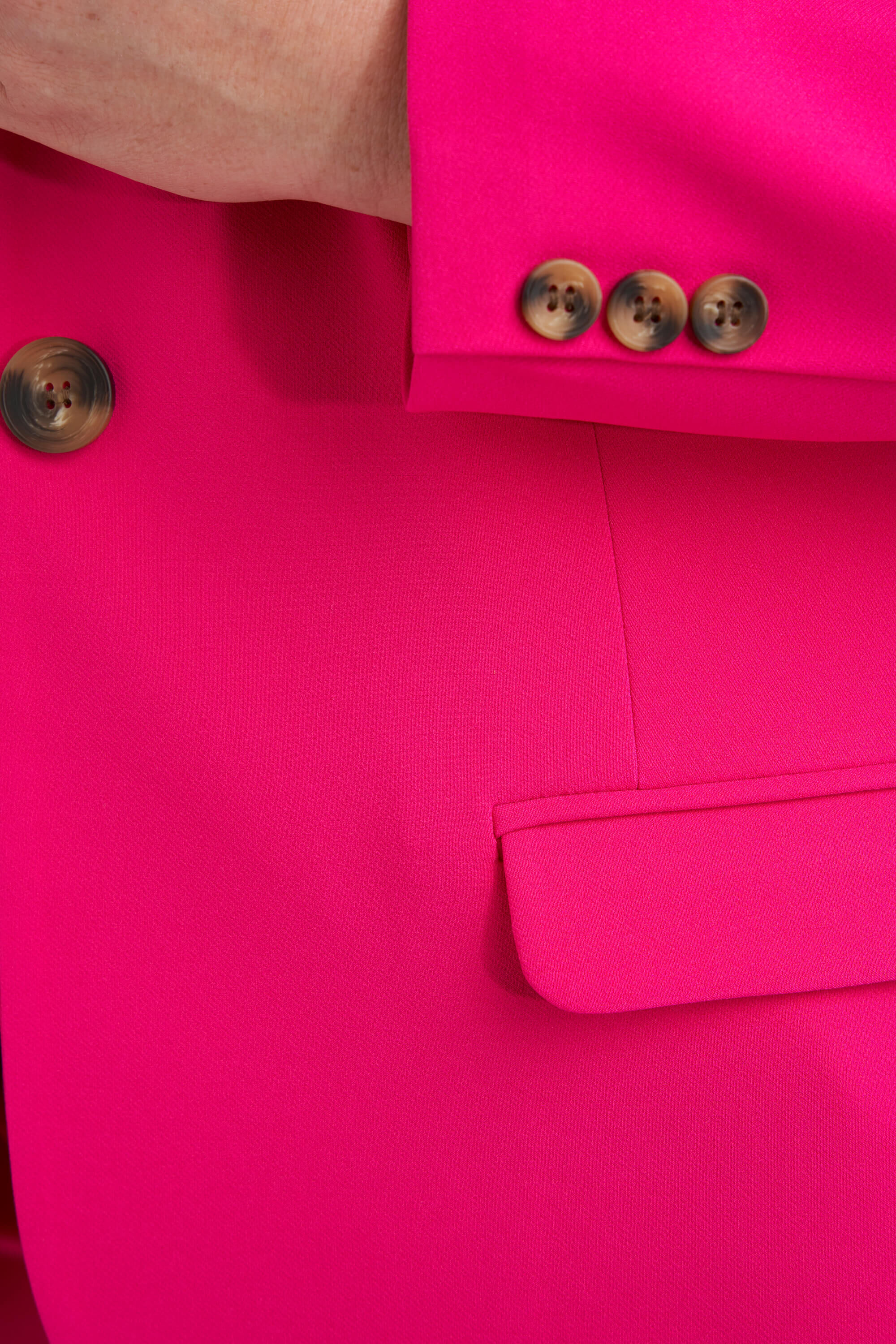 Blazer image number 4