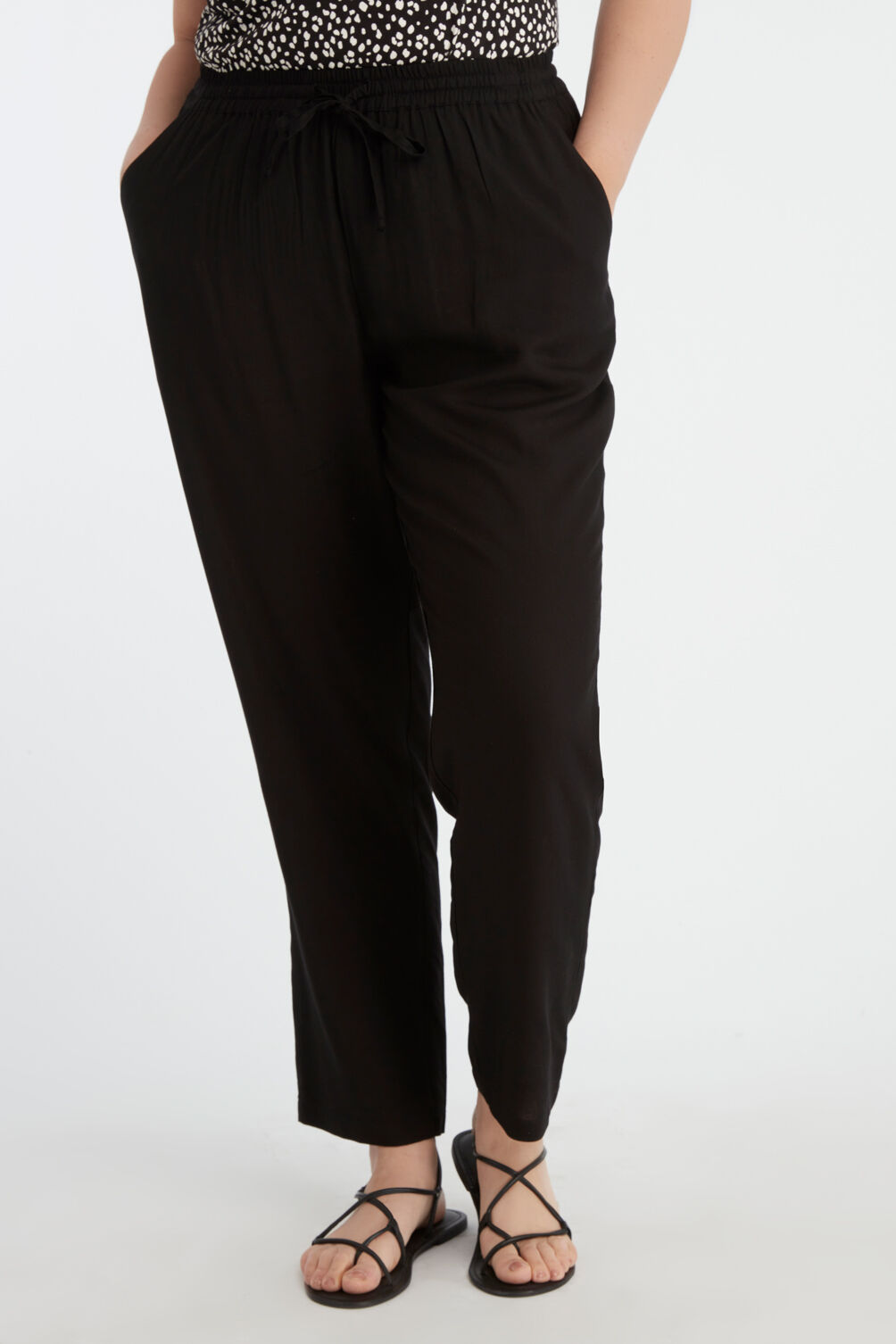 Pantalon coupe ample image number 3