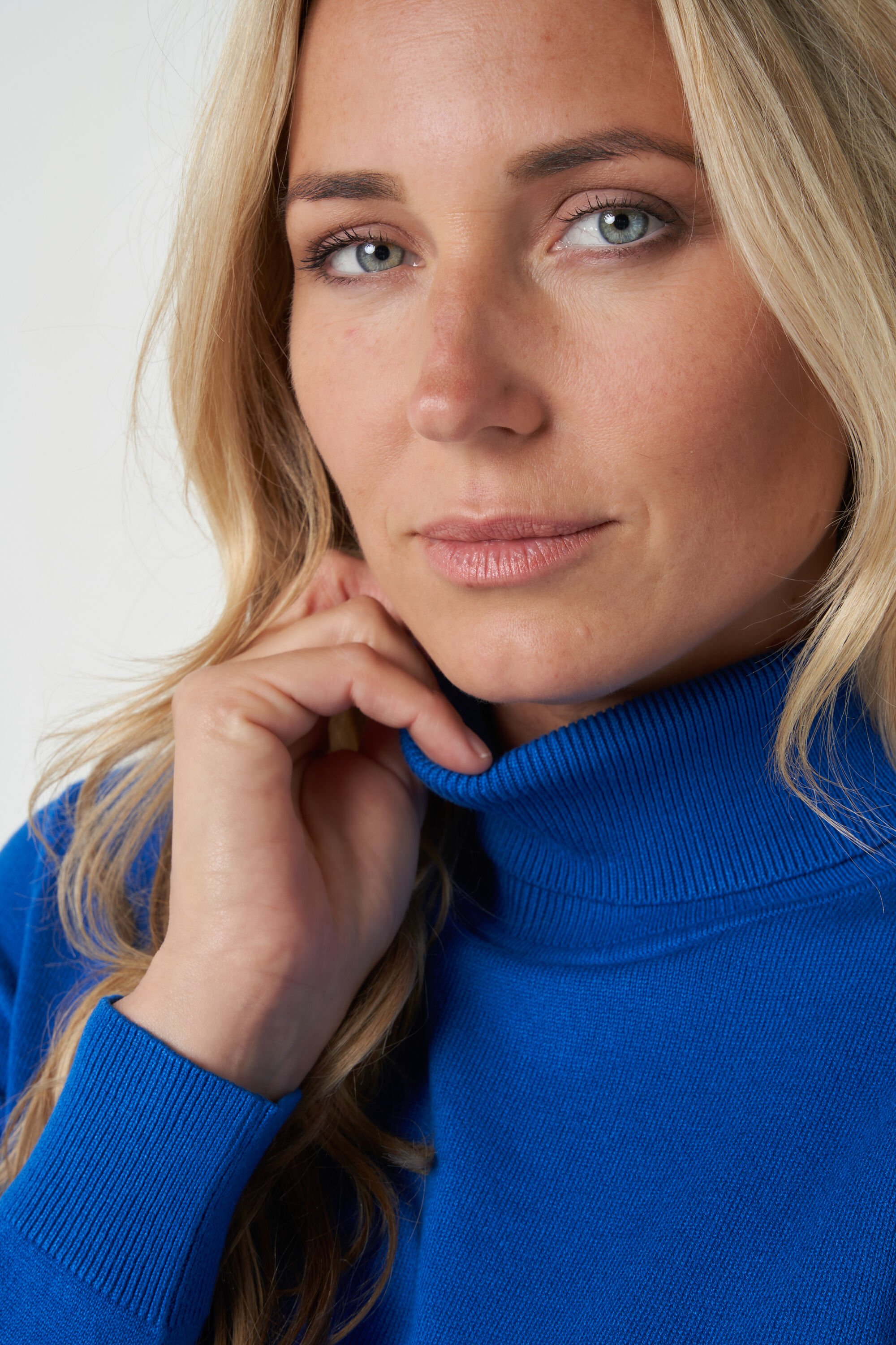 Fijngebreide coltrui image number 4