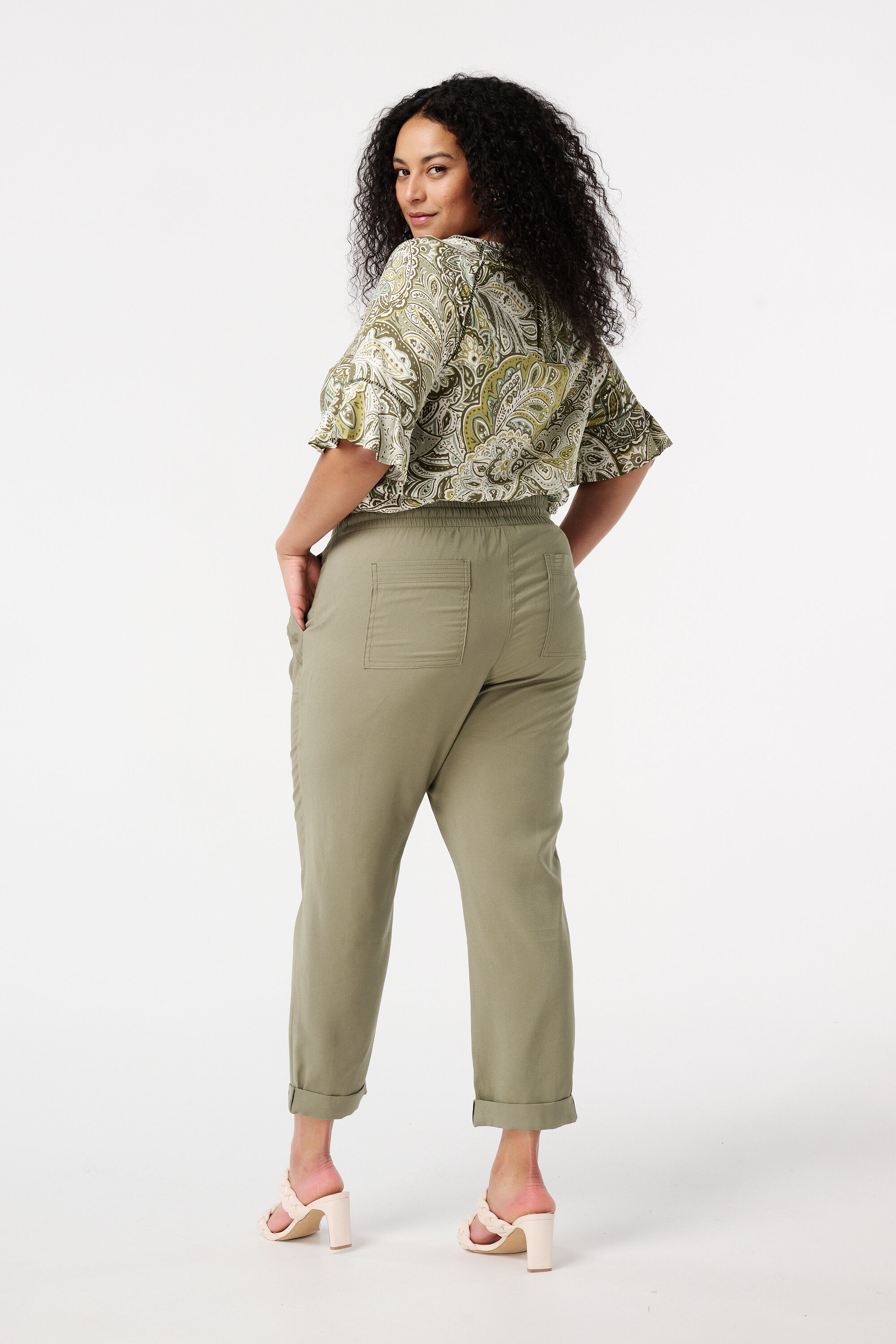 Pantalon avec taille &eacute;lastique image number 3