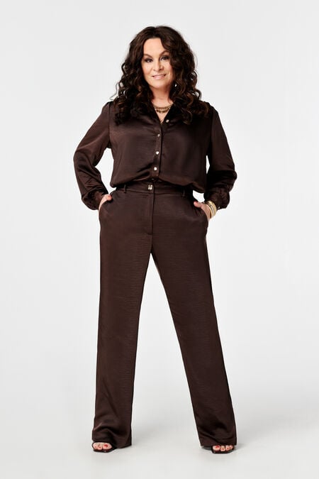 Satijnen broek met gouden knoopsluiting Satijnen broek met gouden knoopsluiting