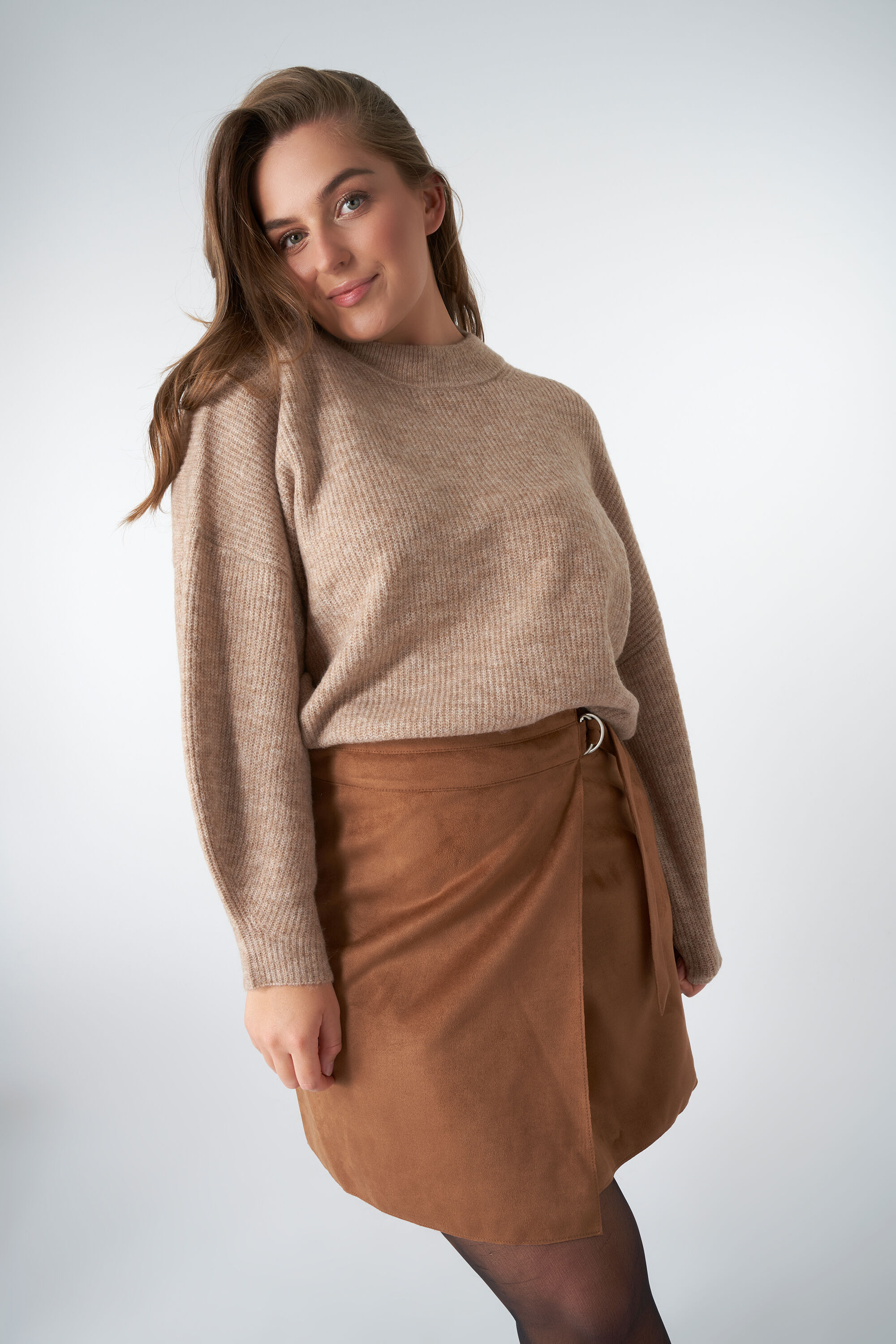 Surjupe en su&eacute;dine image number 0