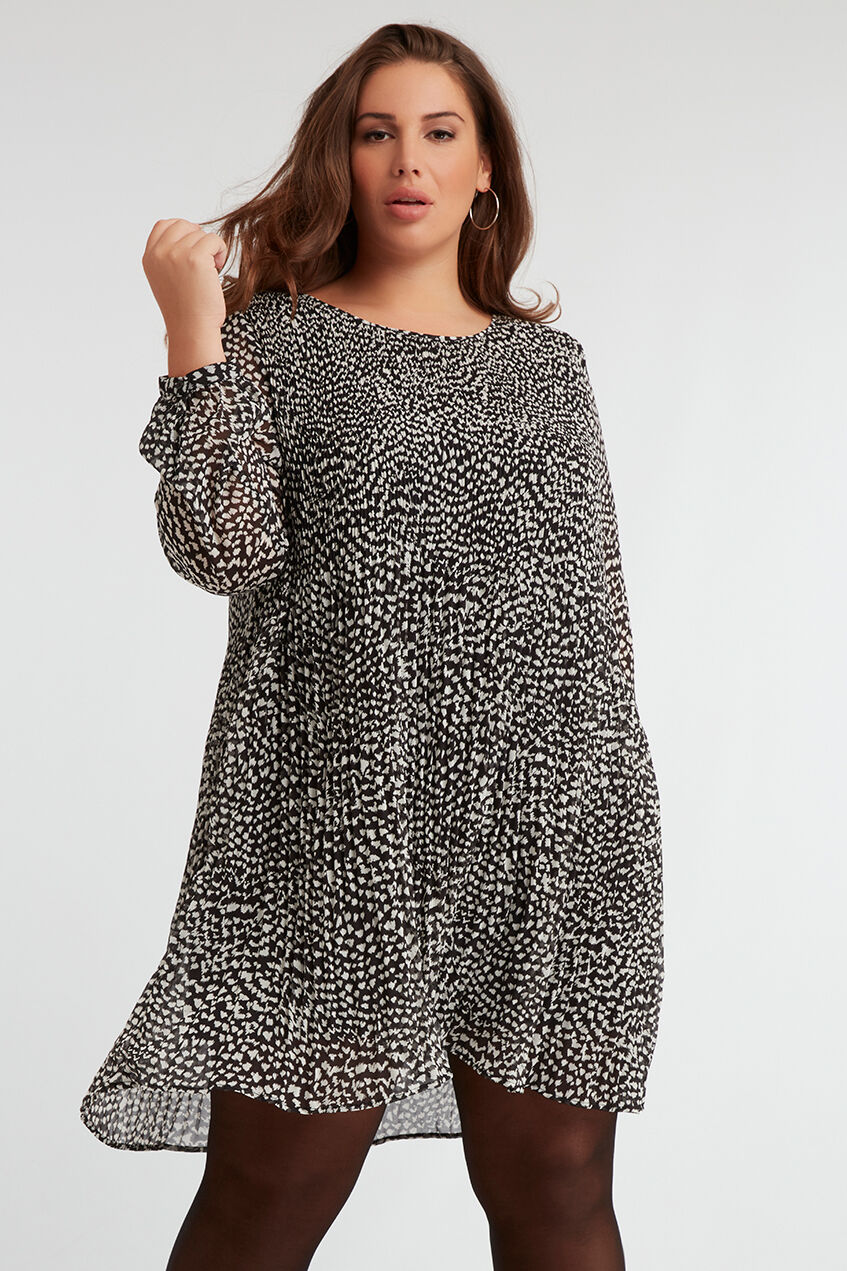 Tuniekjurk image number 5