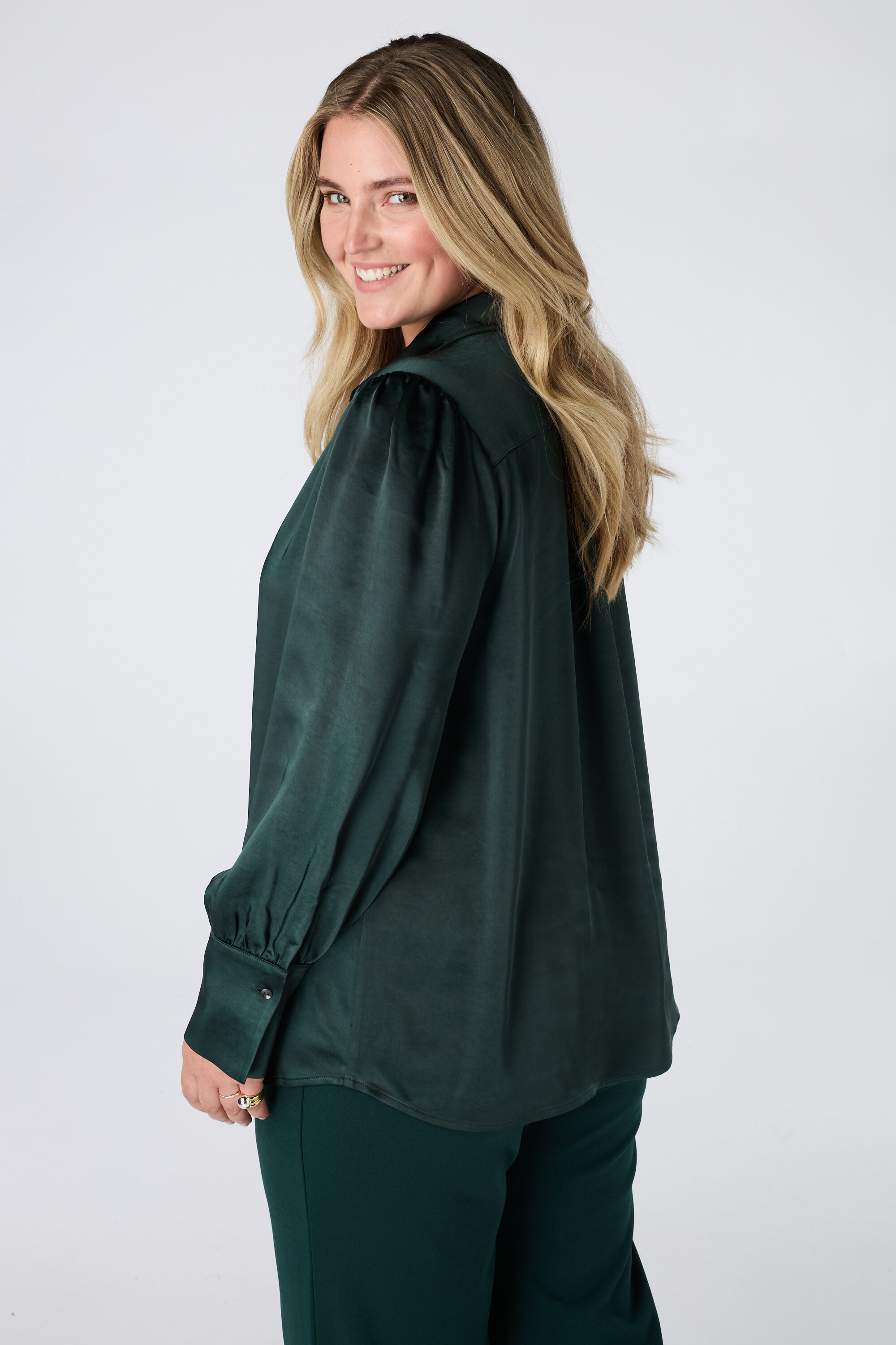 Blouse aspect satin image number 3