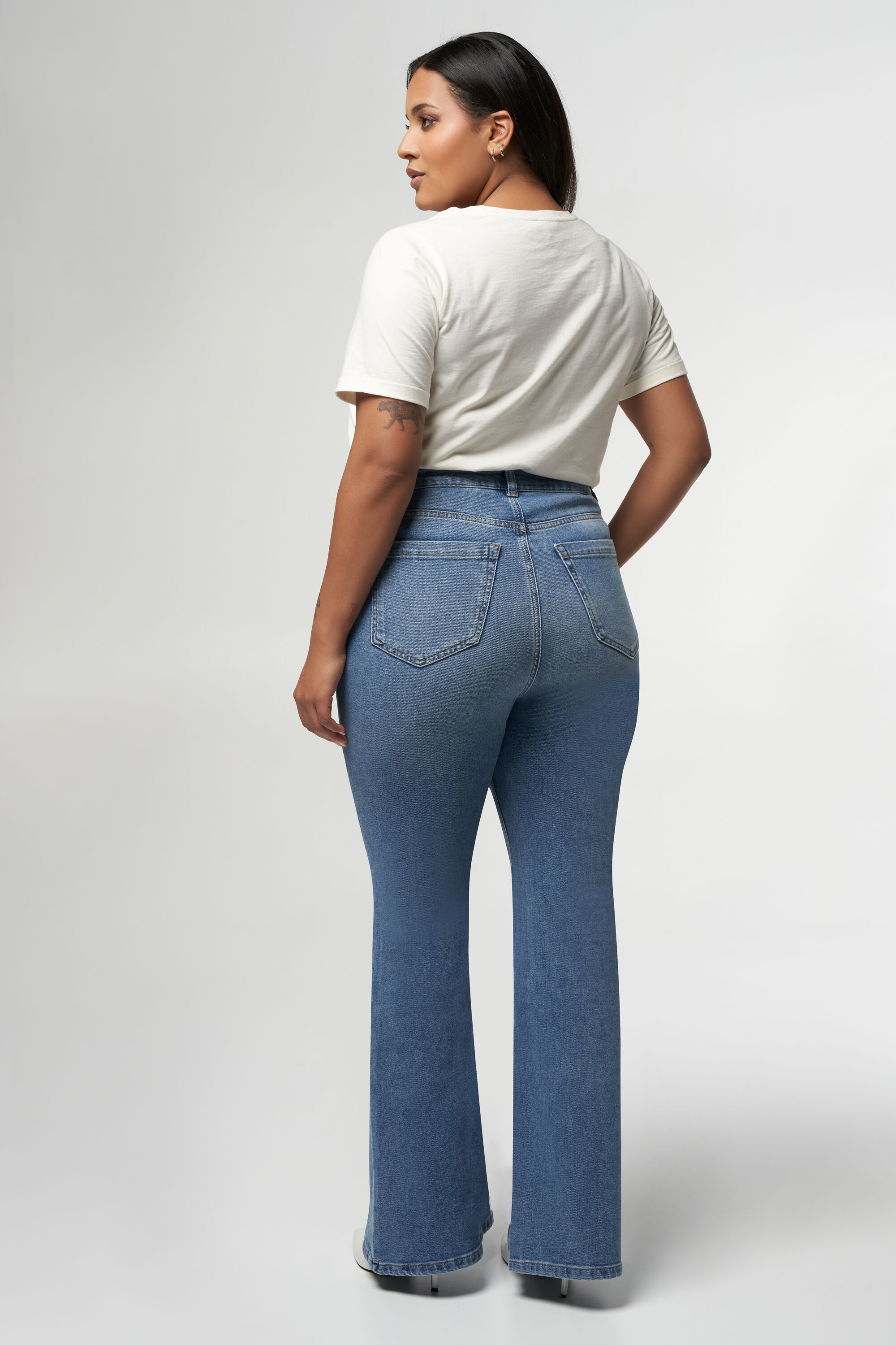 Flared jeans met hoge taille image number 3