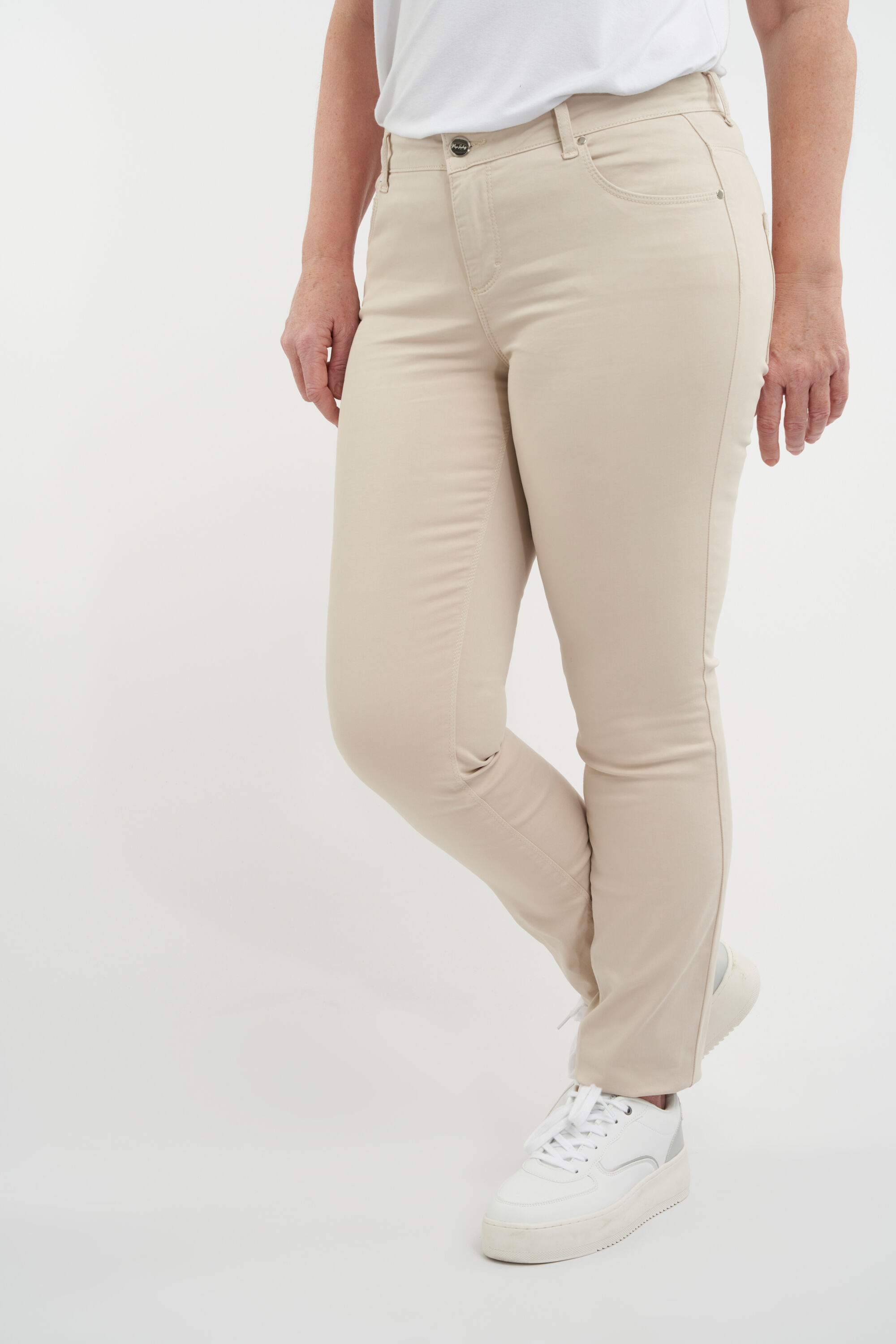 Slim leg jeans SLIMS image number 3