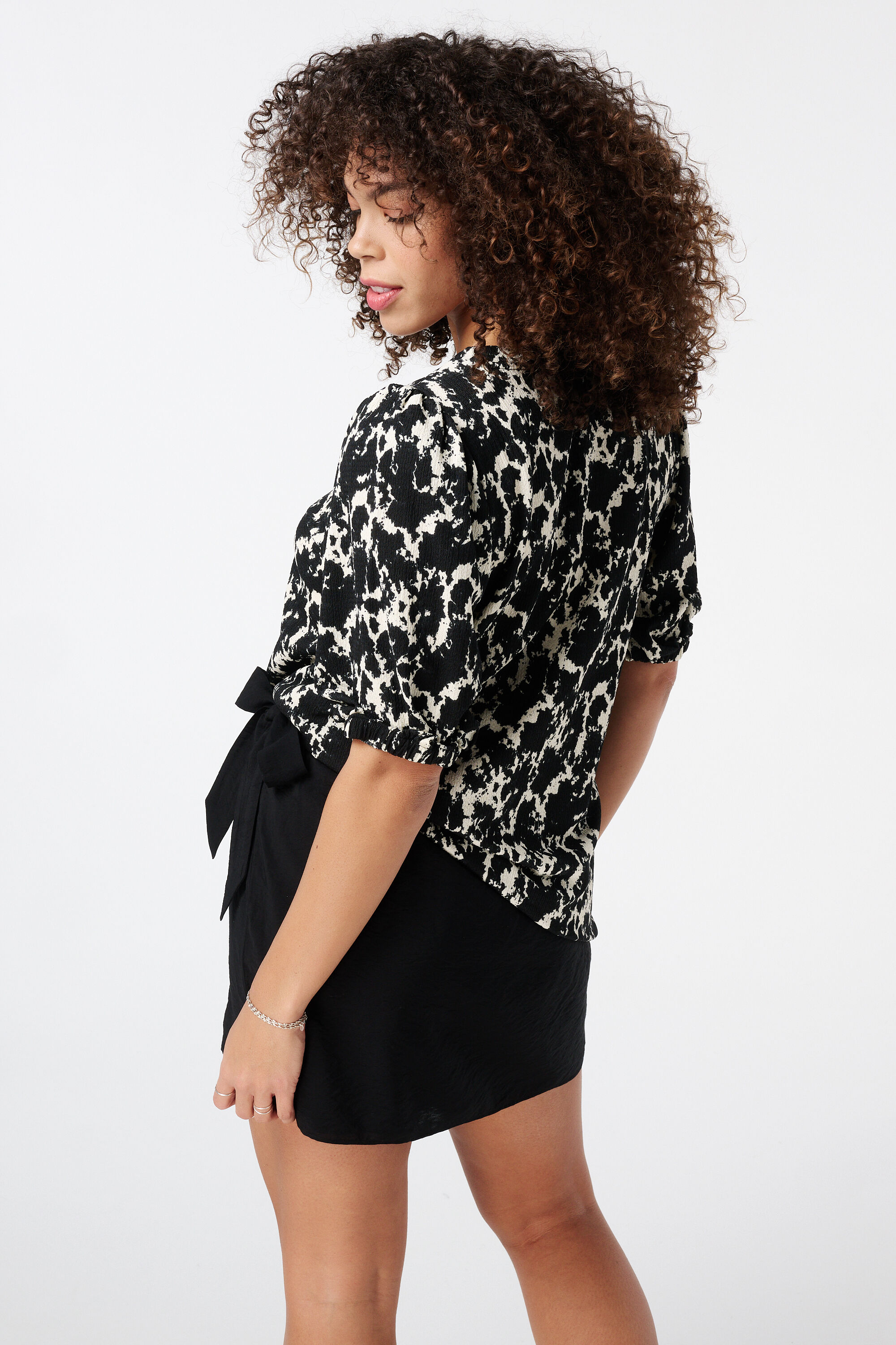 Top met pofmouwen image number 3