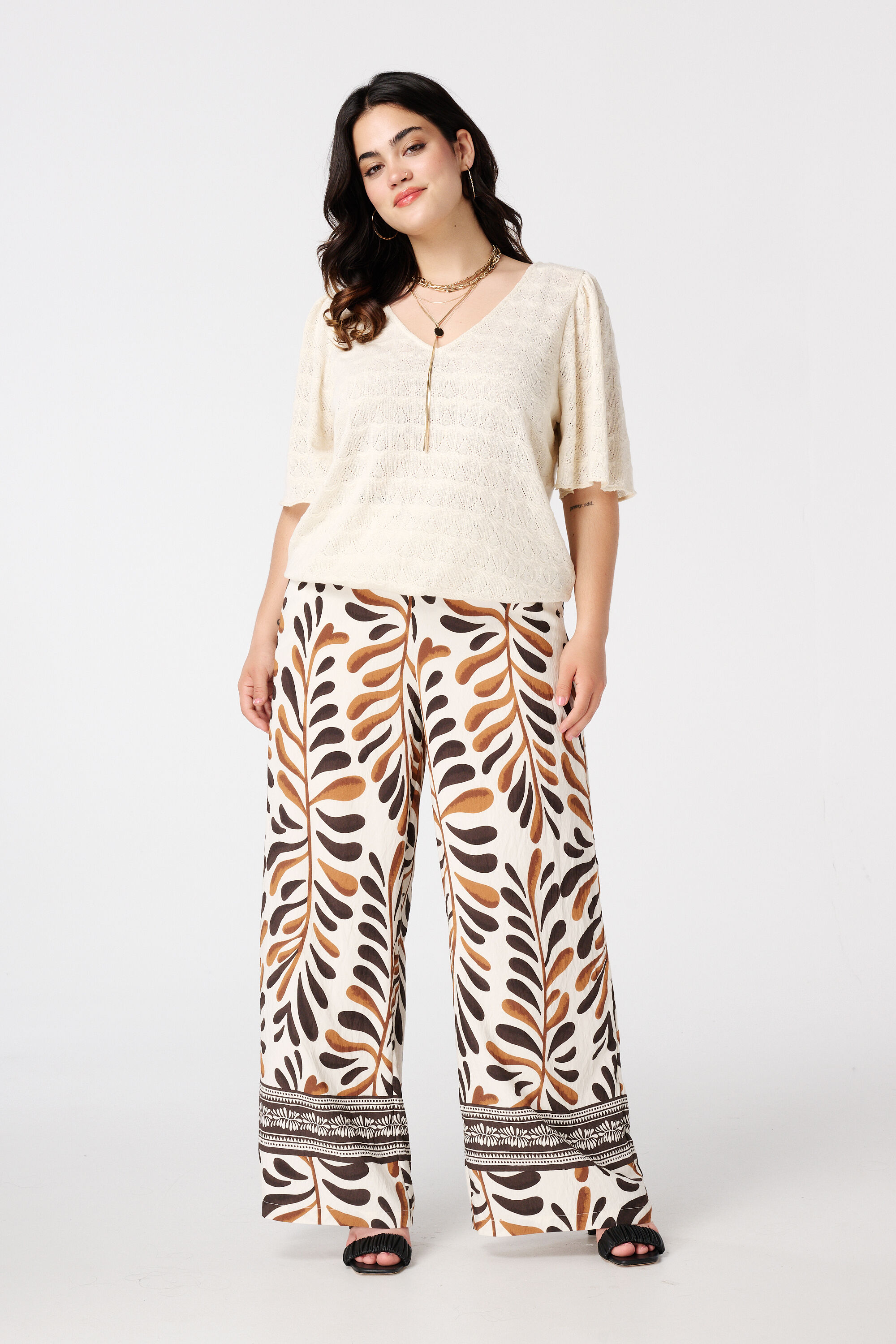 Top met opengwerkt dessin image number 5