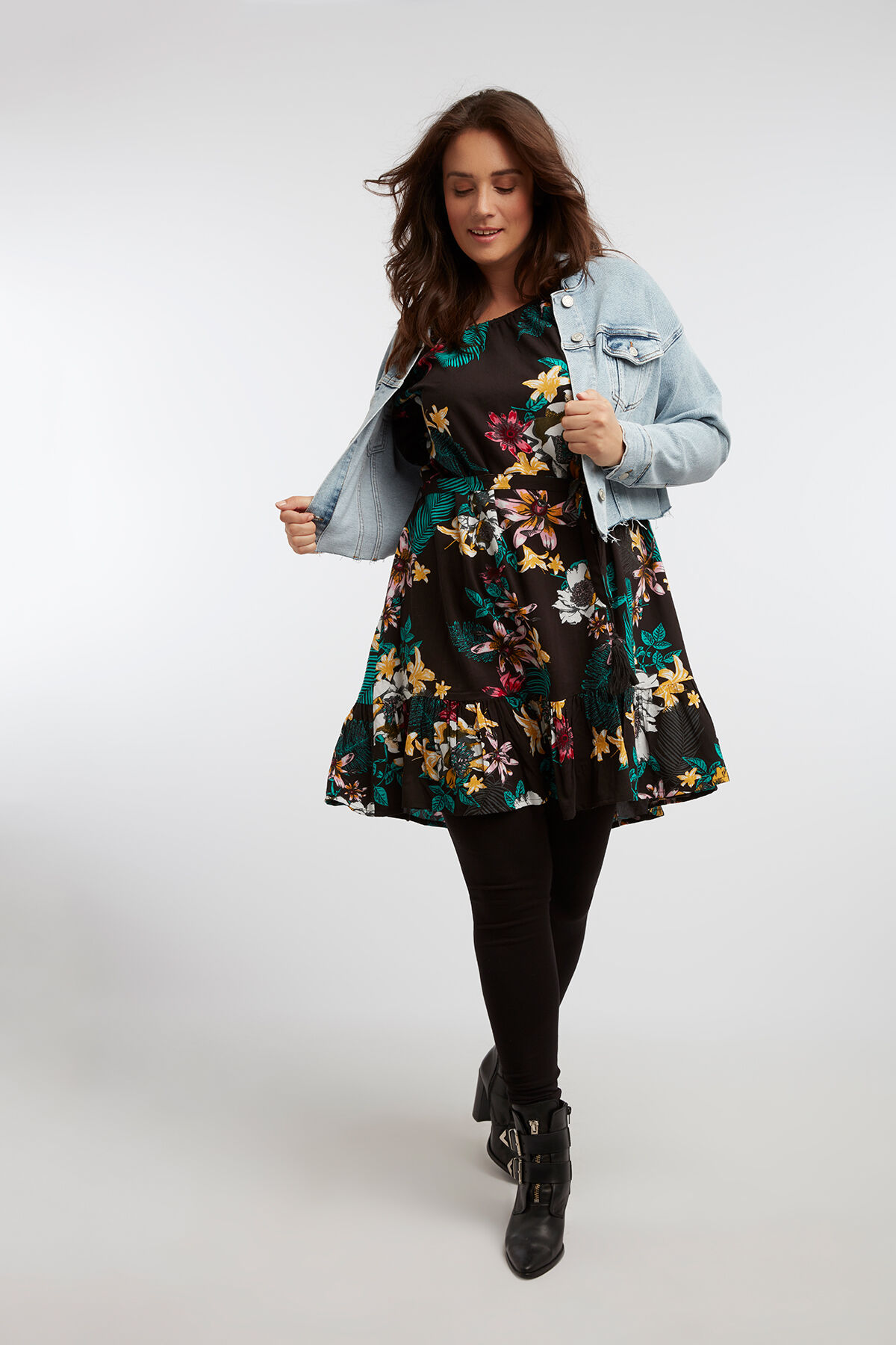 Veste en denim courte image number 5