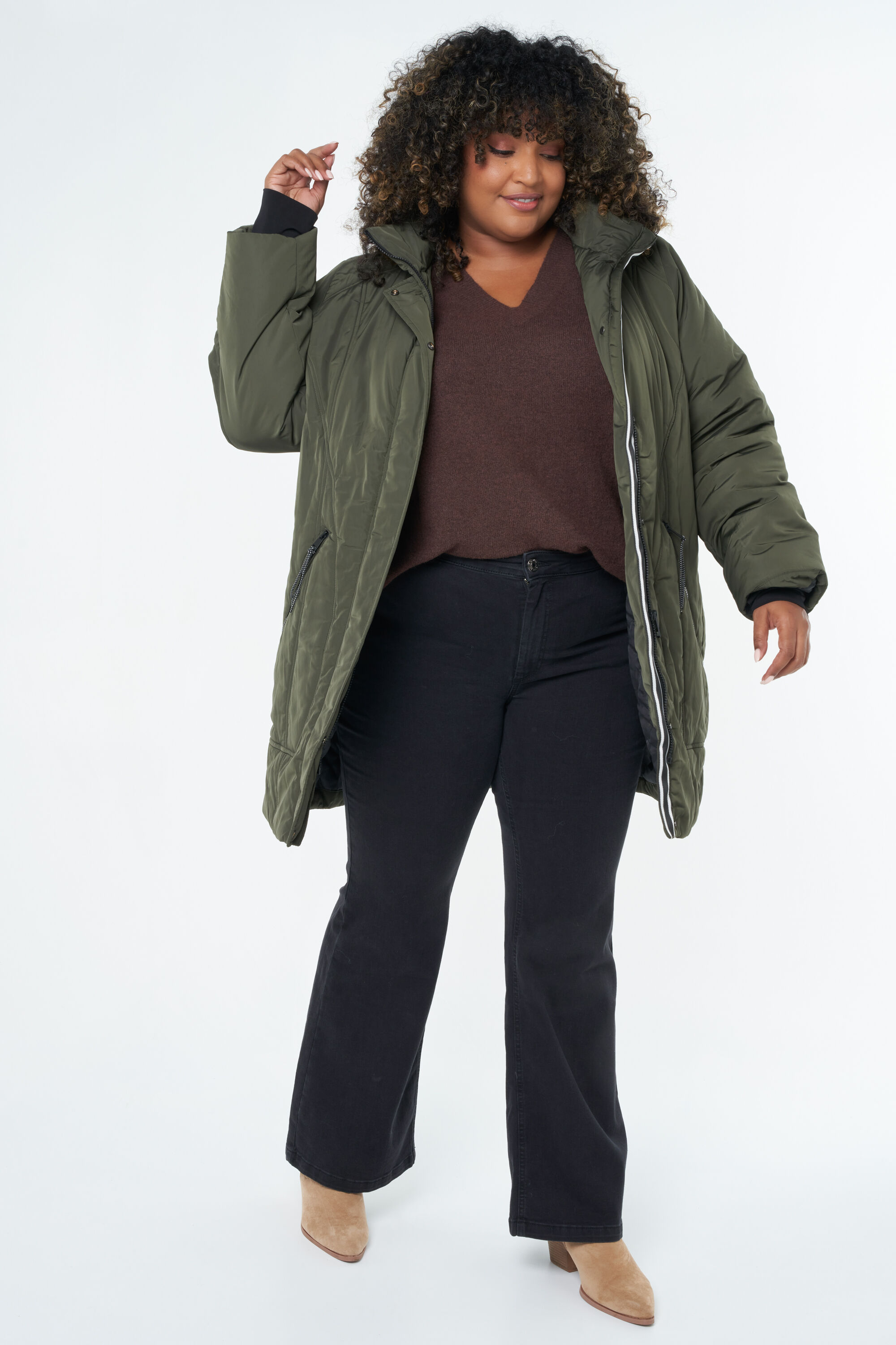 Veste matelass&eacute;e avec capuche image number 6