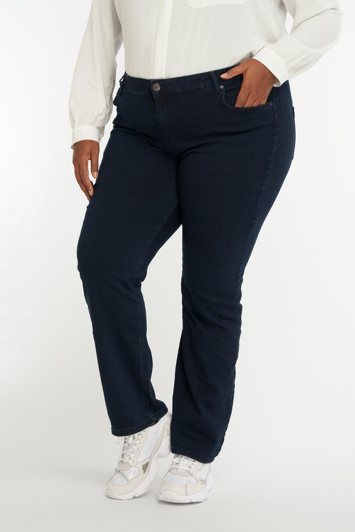 Straight leg jeans LILY image number 4