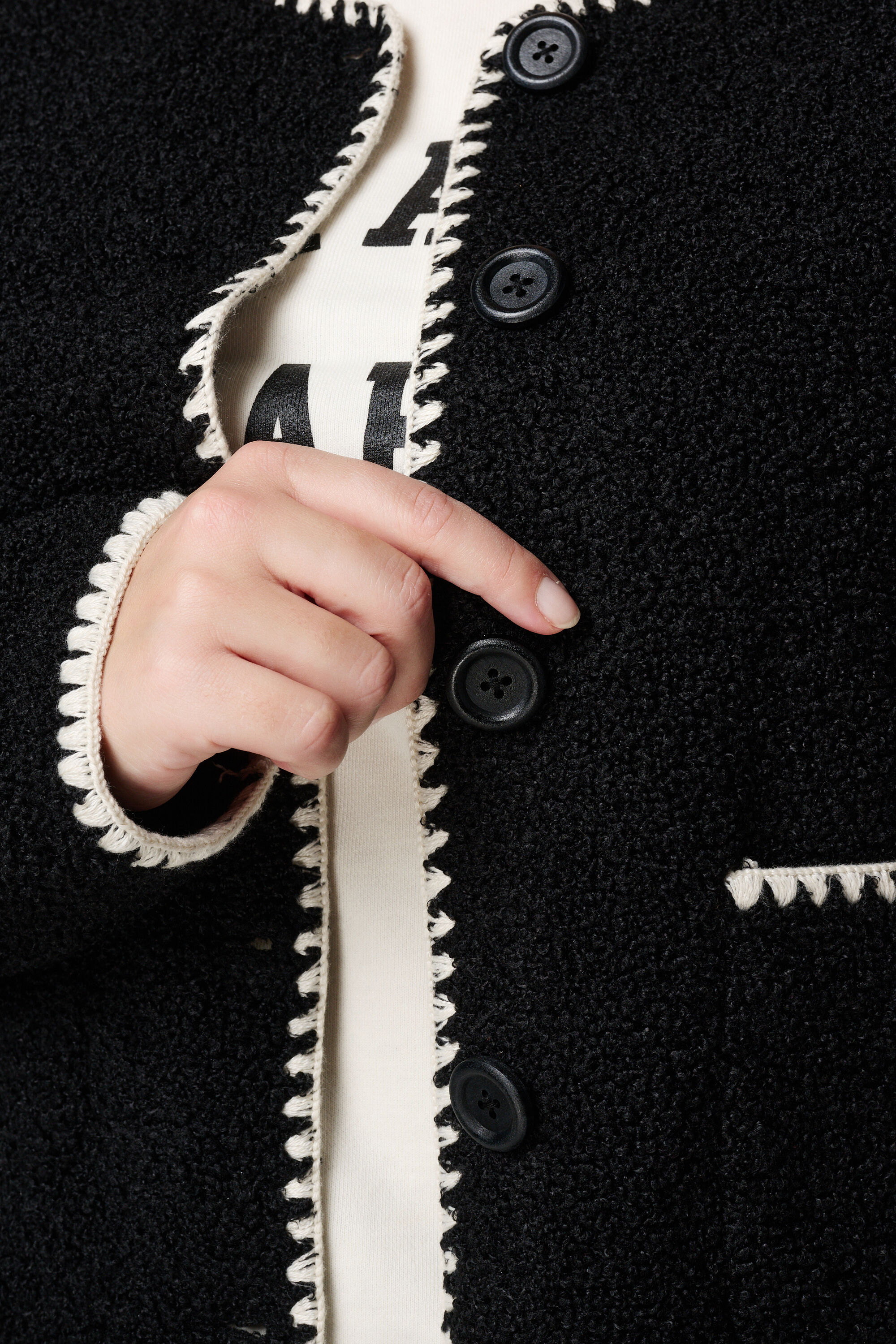 Teddy jacket met contrast details image number 4