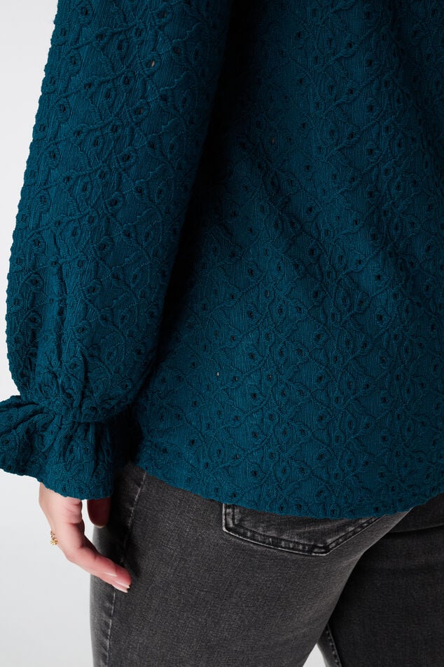 Top met broderie-details image number 6