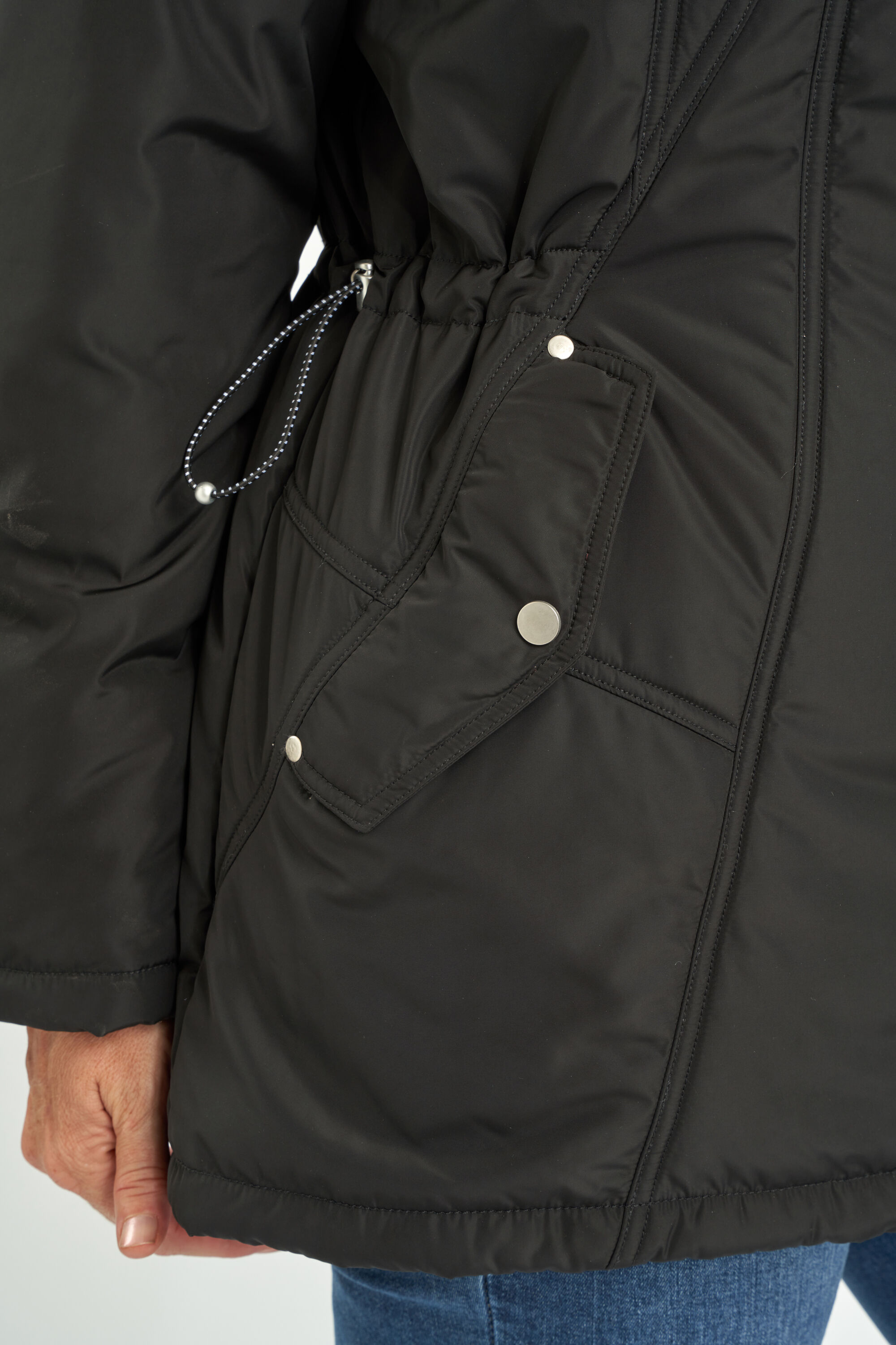 Veste &agrave; capuche image number 6