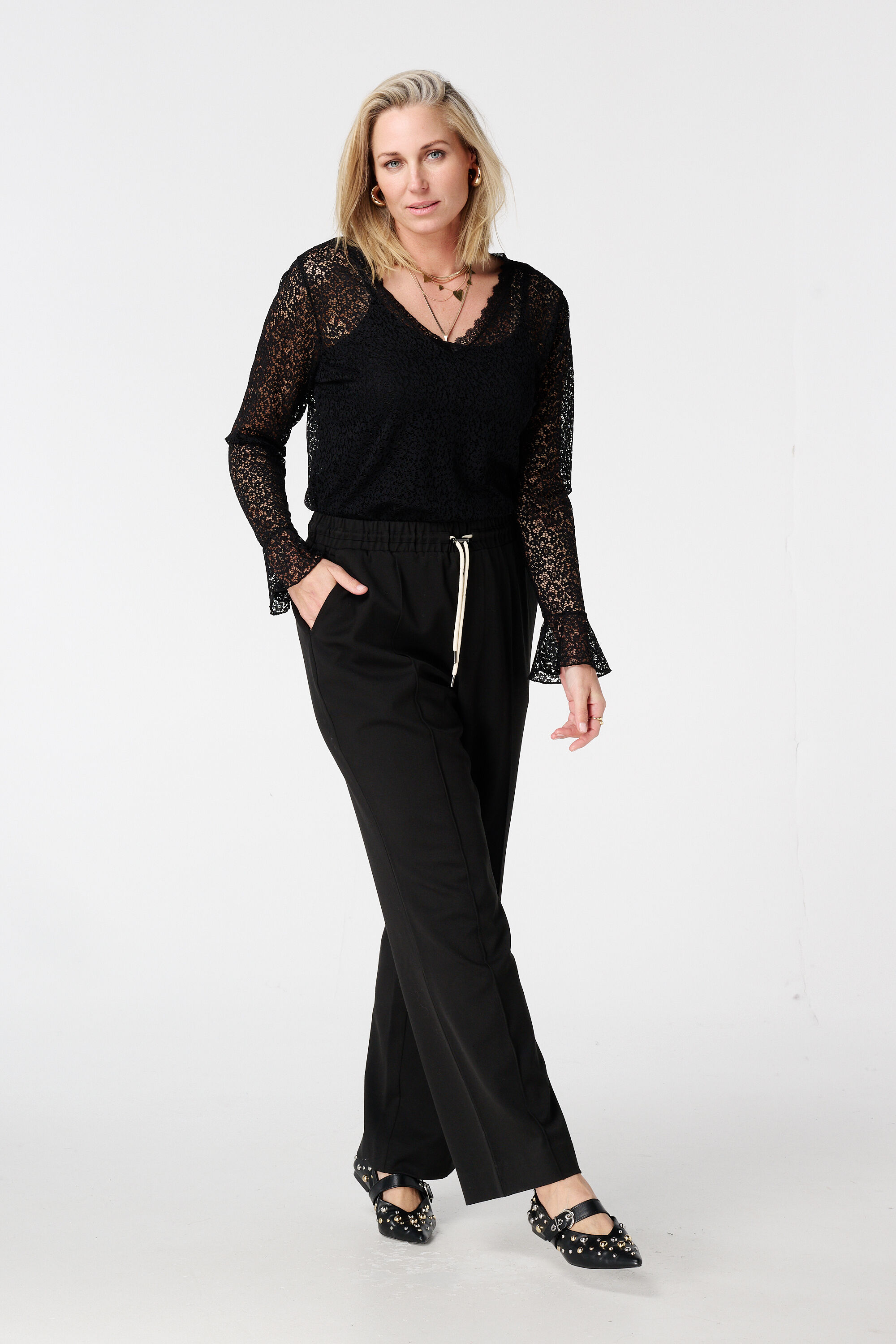 Kanten top met trompetmouwen image number 5