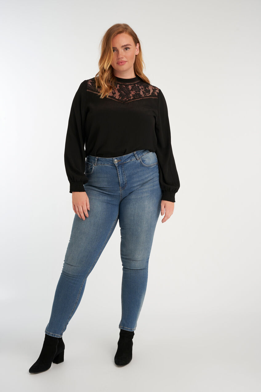 Magic Simplicity LIFTS jeans image number 4