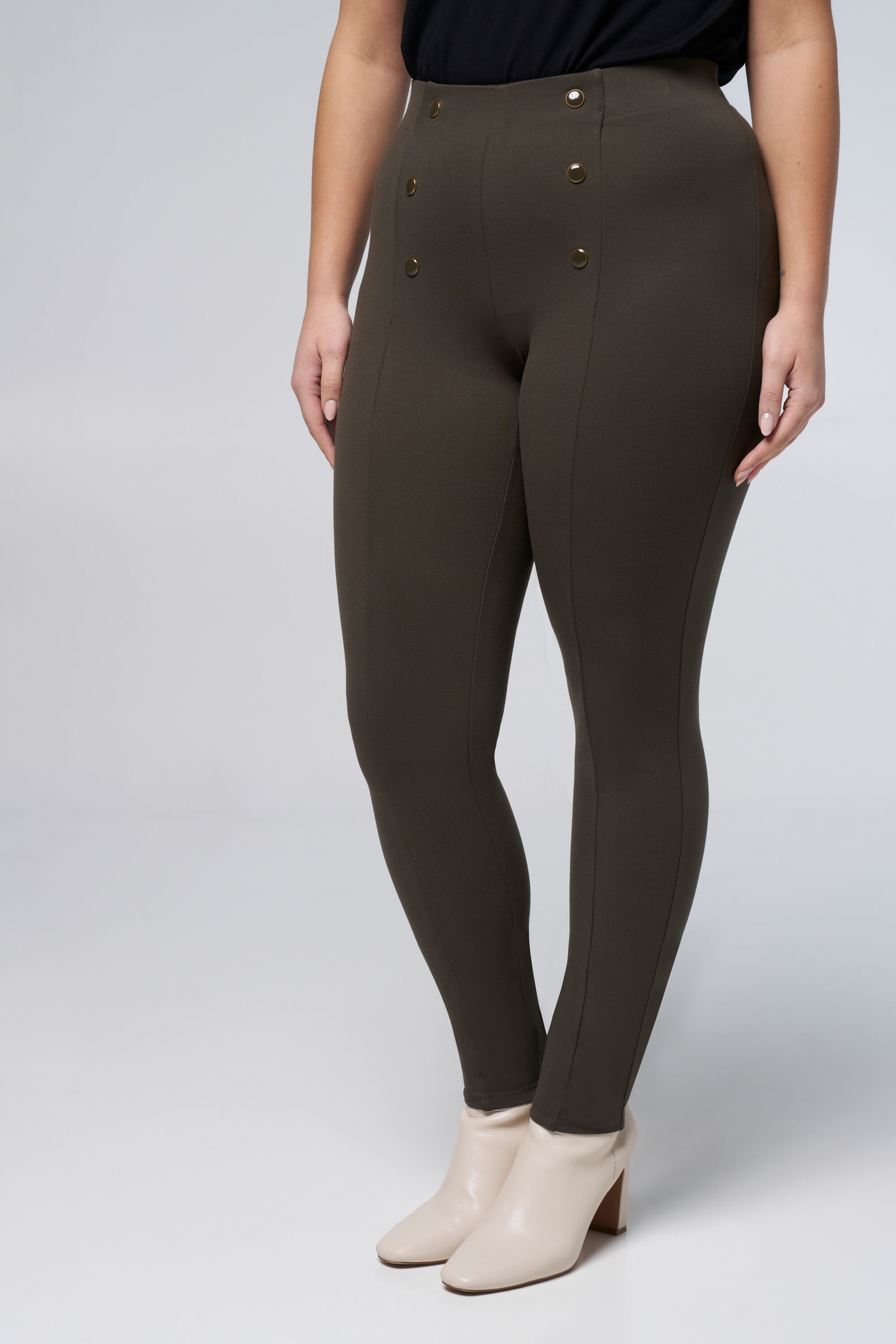 Tregging met gouden knopen image number 5