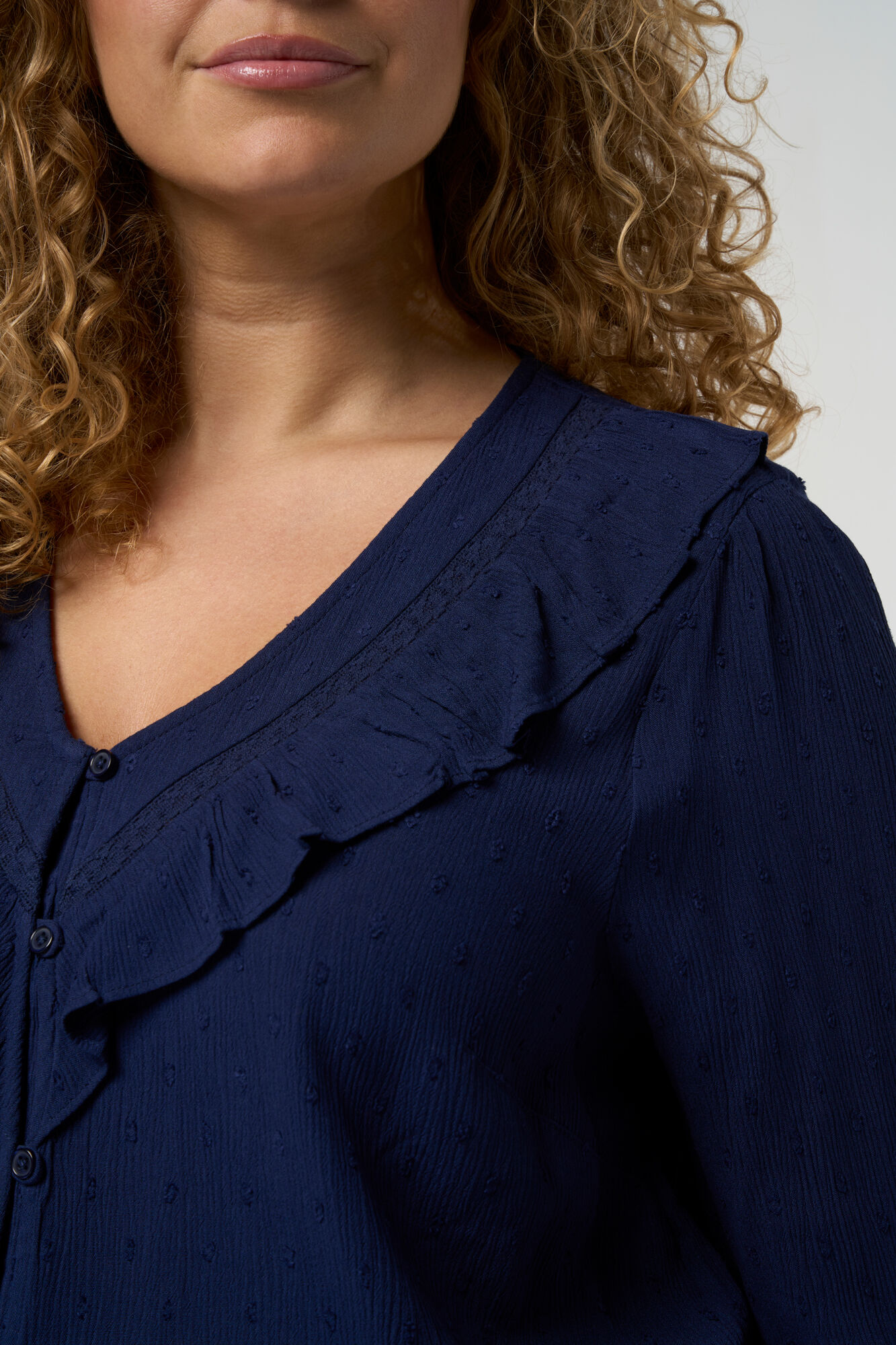 Blouse met structuur en details image number 4
