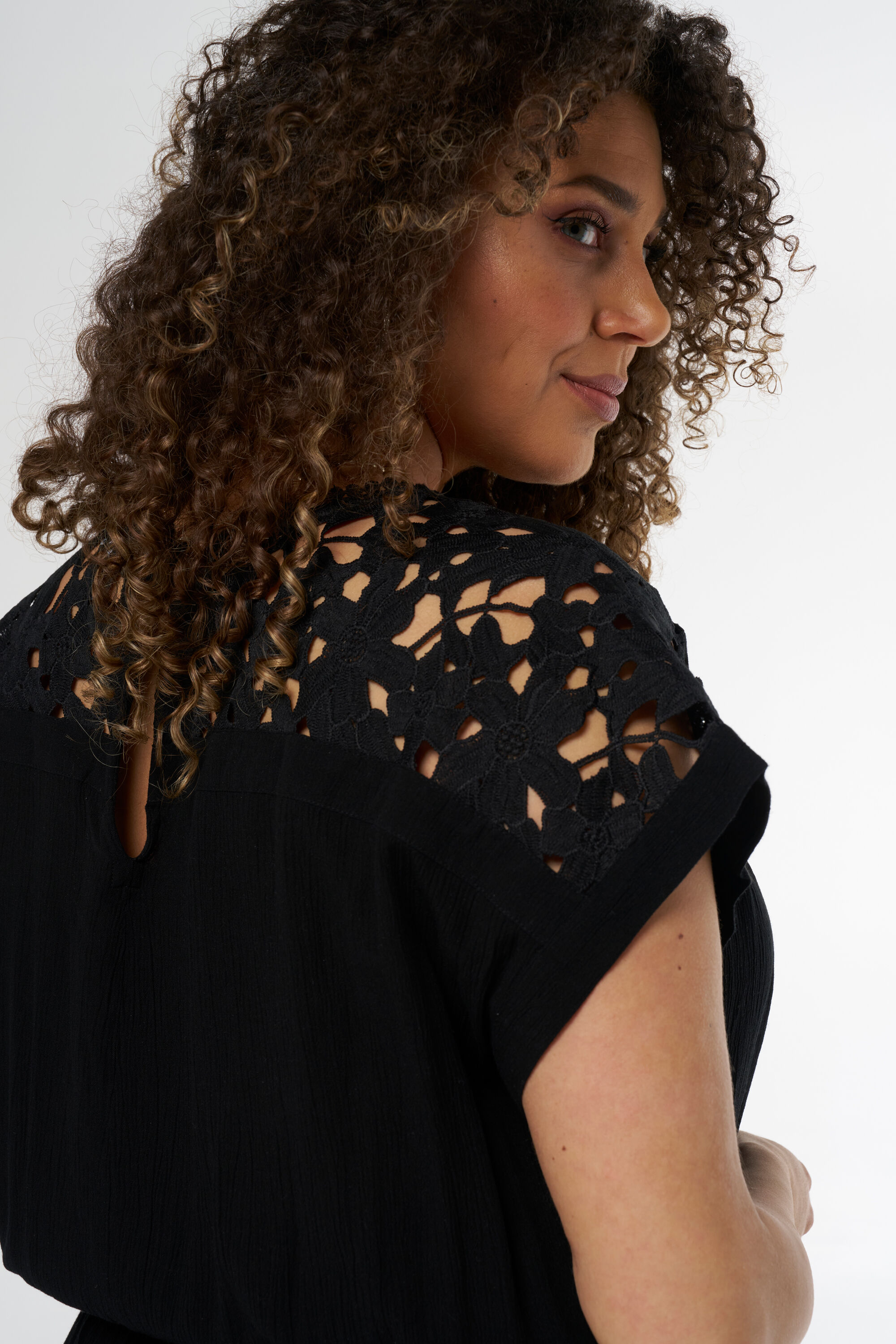 Jumpsuit met details image number 4