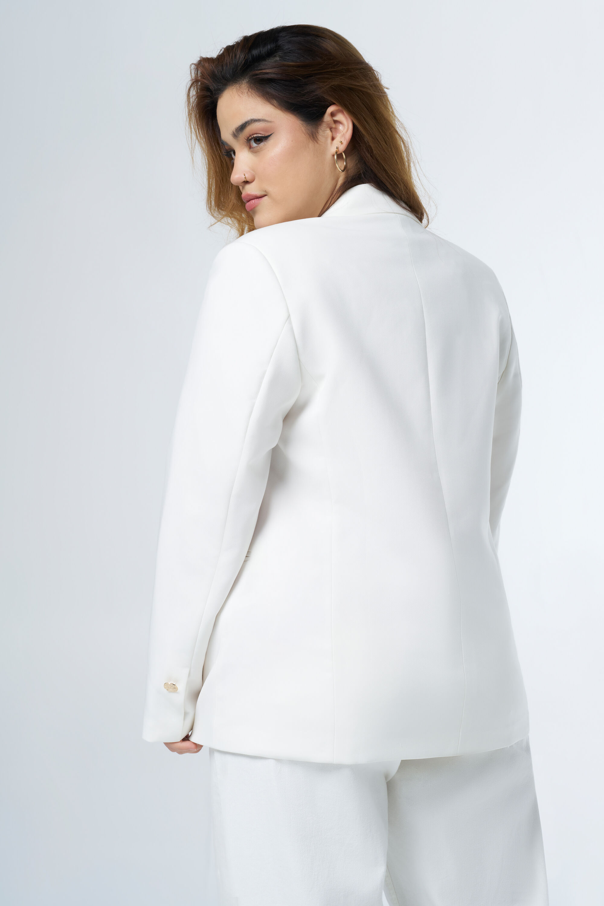 Blazer ample avec bouton dor&eacute; image number 3