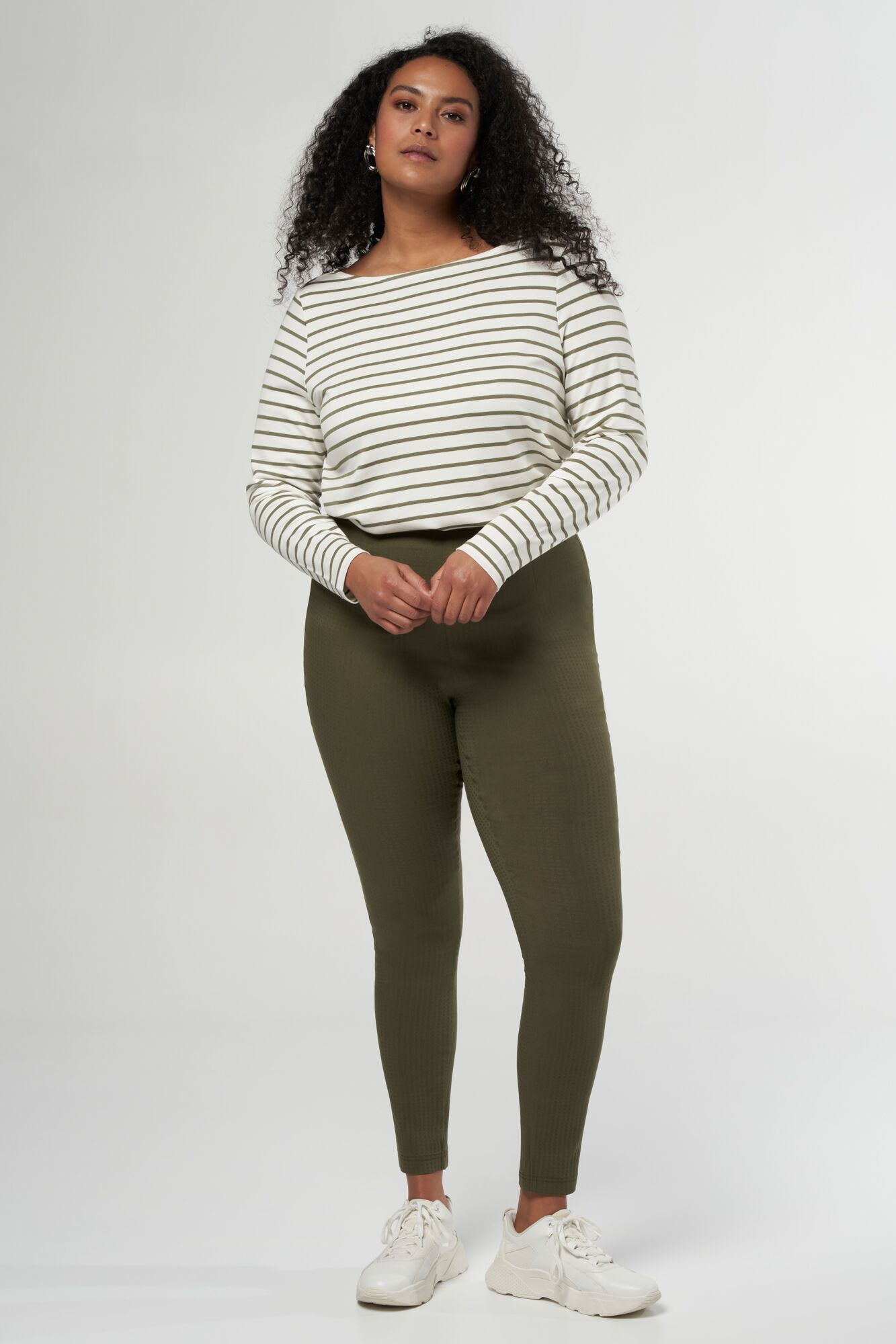 Tregging avec structure dans le tissu image number 0