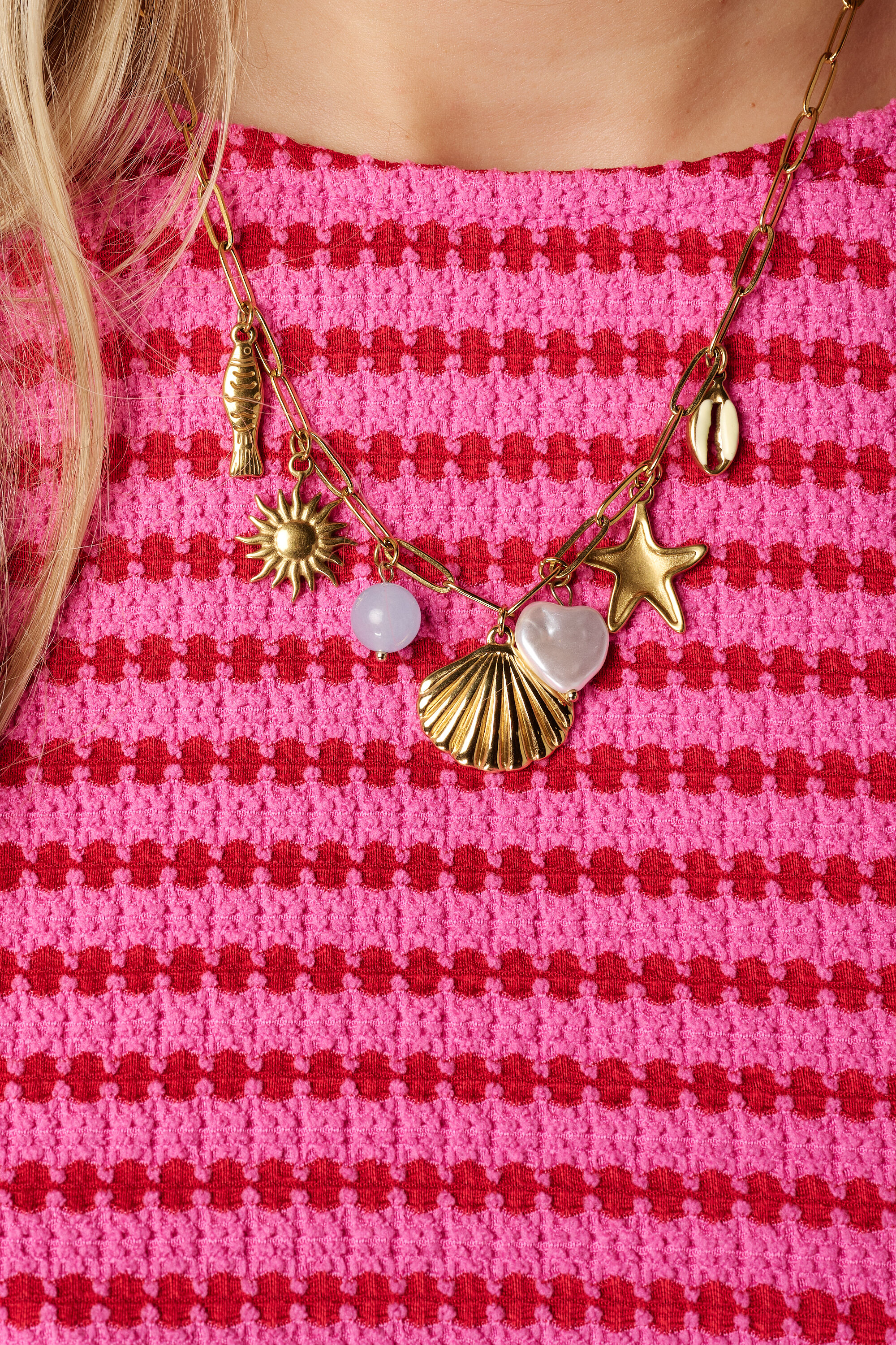 Collier &agrave; maillons estival avec breloques image number 2