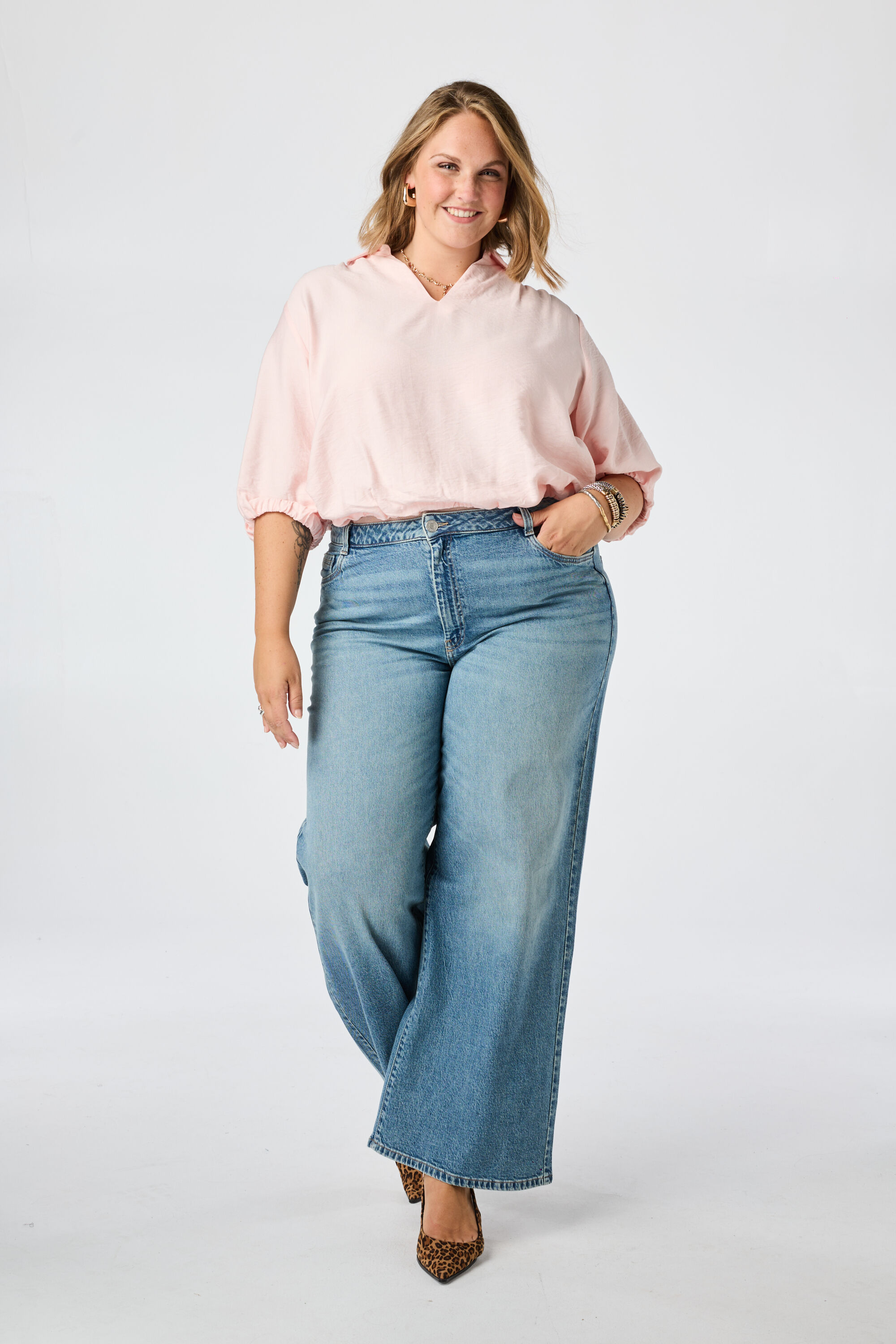 Blouse met pofmouwen image number 5