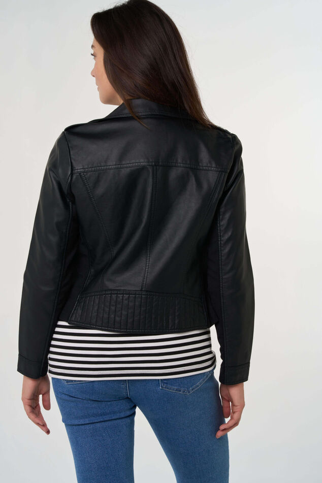 Veste avec un aspect cuir et des détails argentés. image number 3
