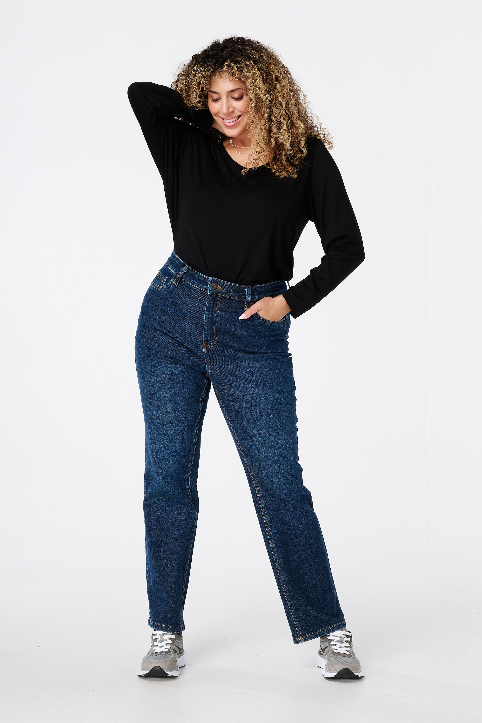 Haut &agrave; manches longues et col rond image number 5