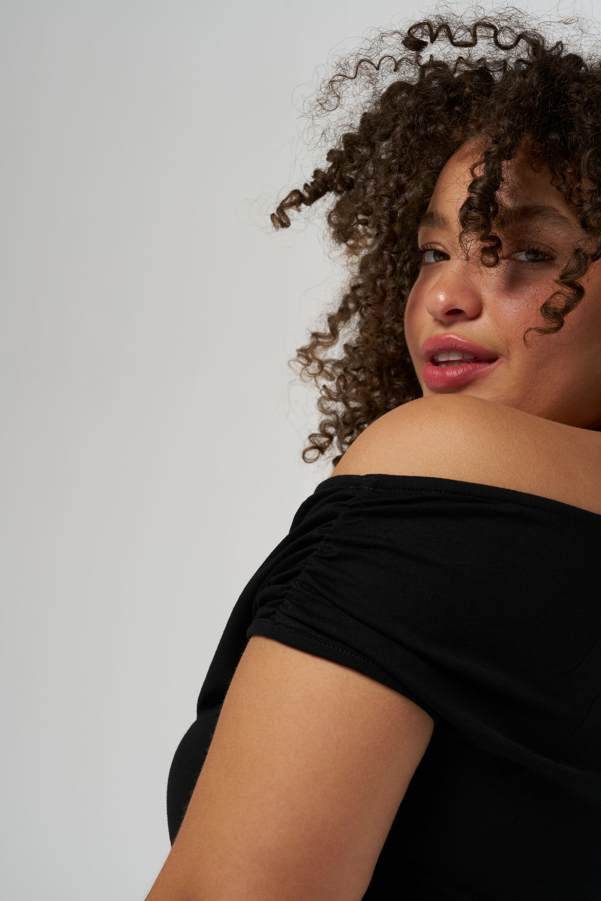 Haut asym&eacute;trique image number 4